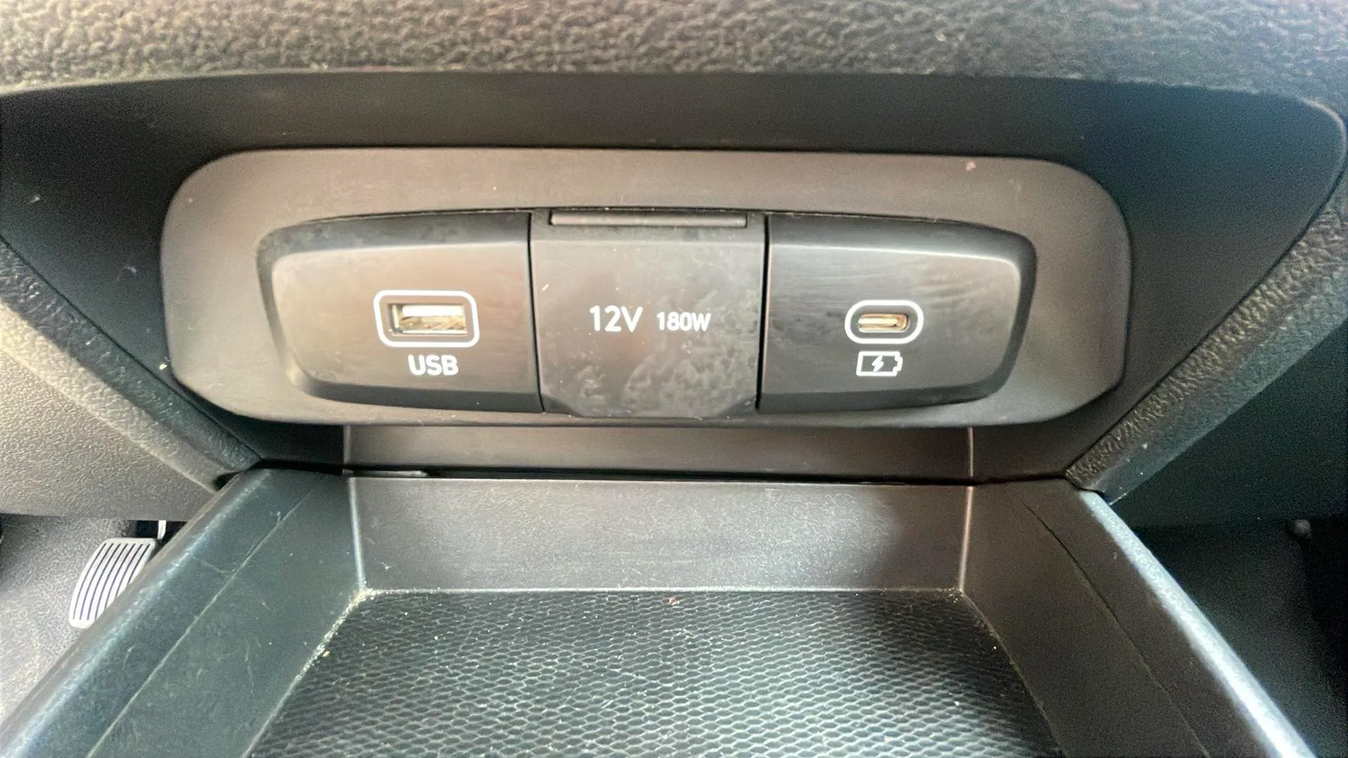 Hyundai i10 1.0 Klass - foto 23