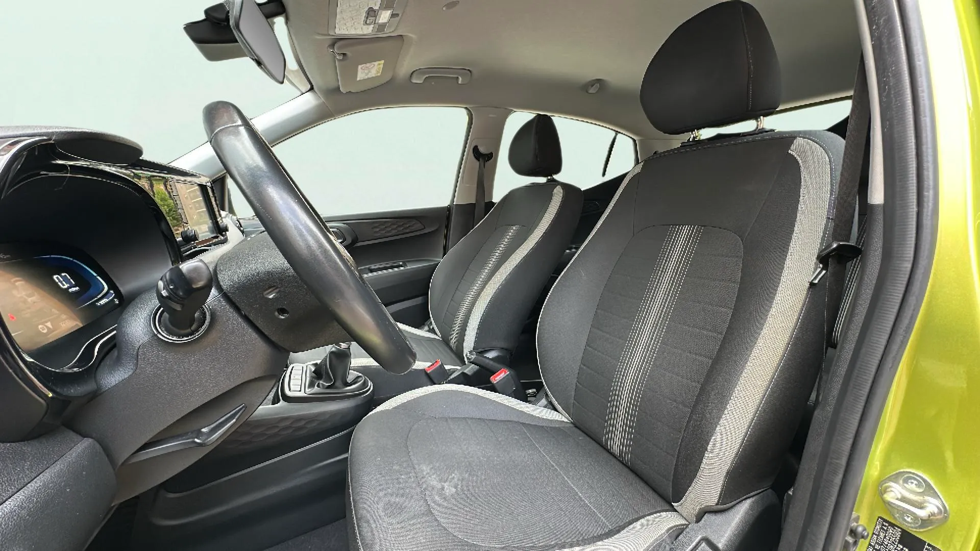 Hyundai i10 1.0 Klass - foto 15