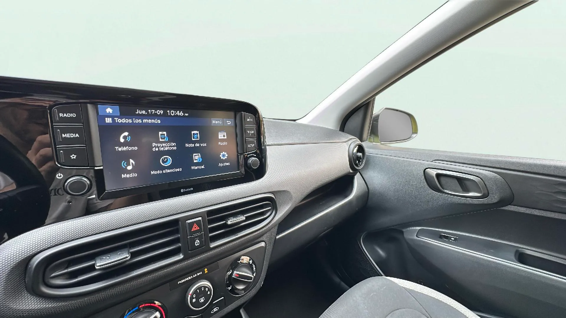 Hyundai i10 1.0 Klass - foto 18