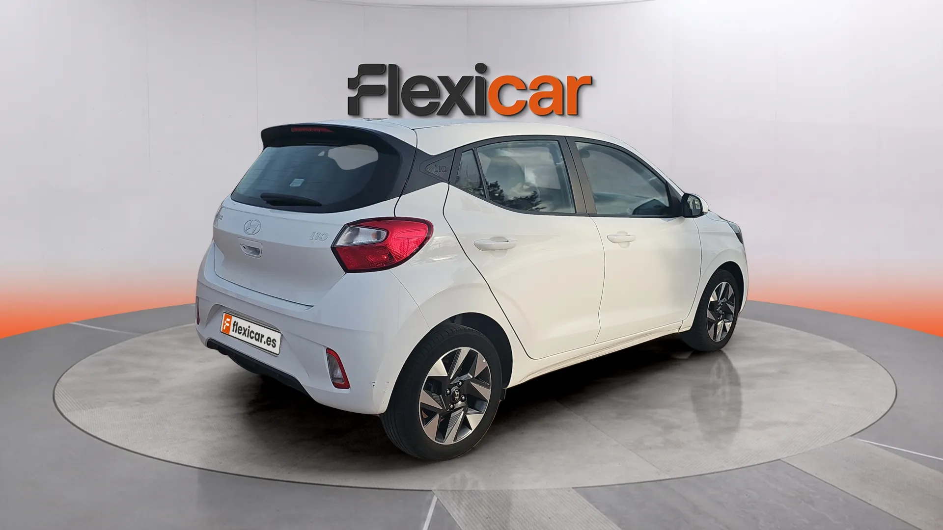 Hyundai i10 1.0 Klass - foto 7