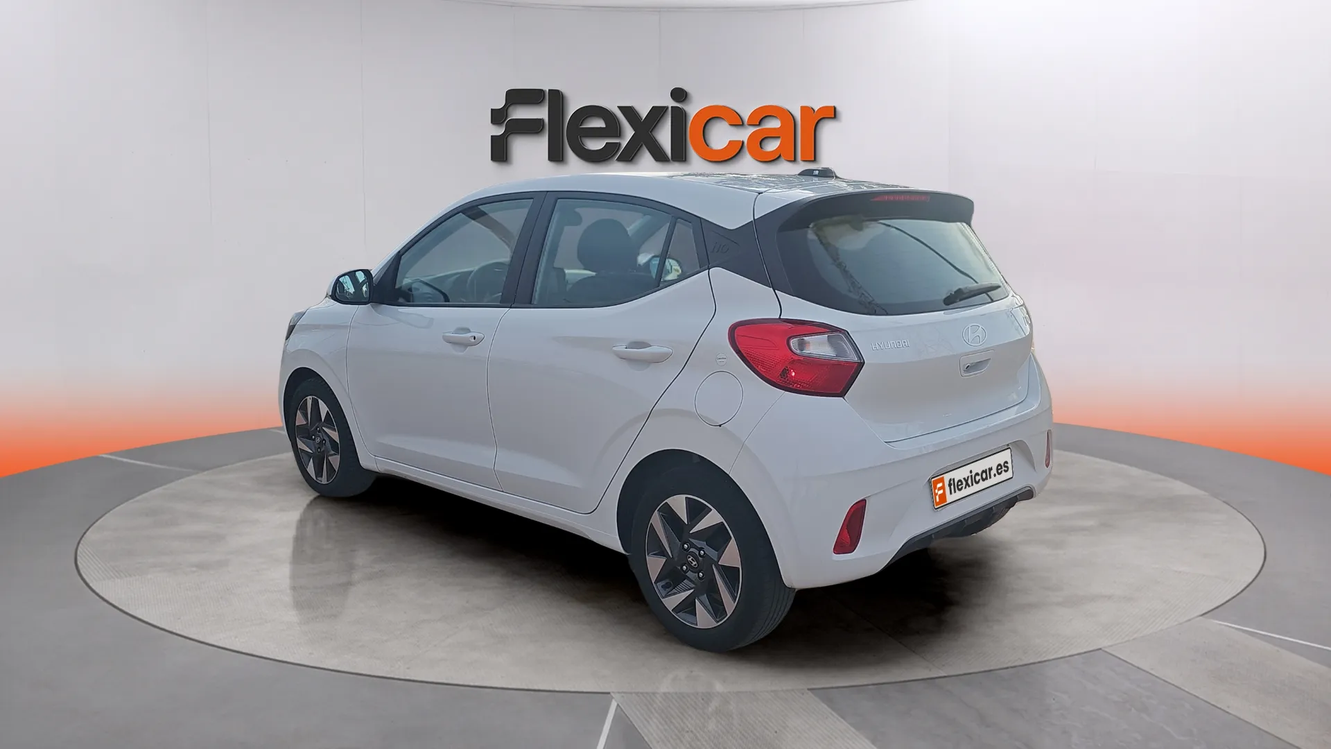 Hyundai i10 1.0 Klass - foto 5