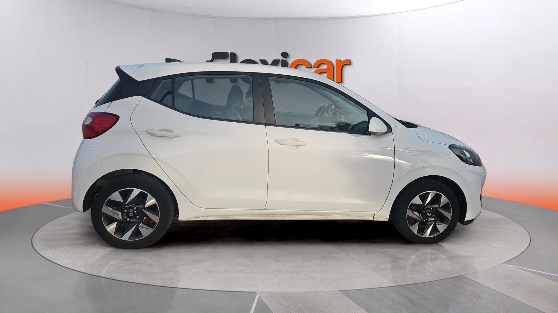 Hyundai i10 1.0 Klass - foto 8