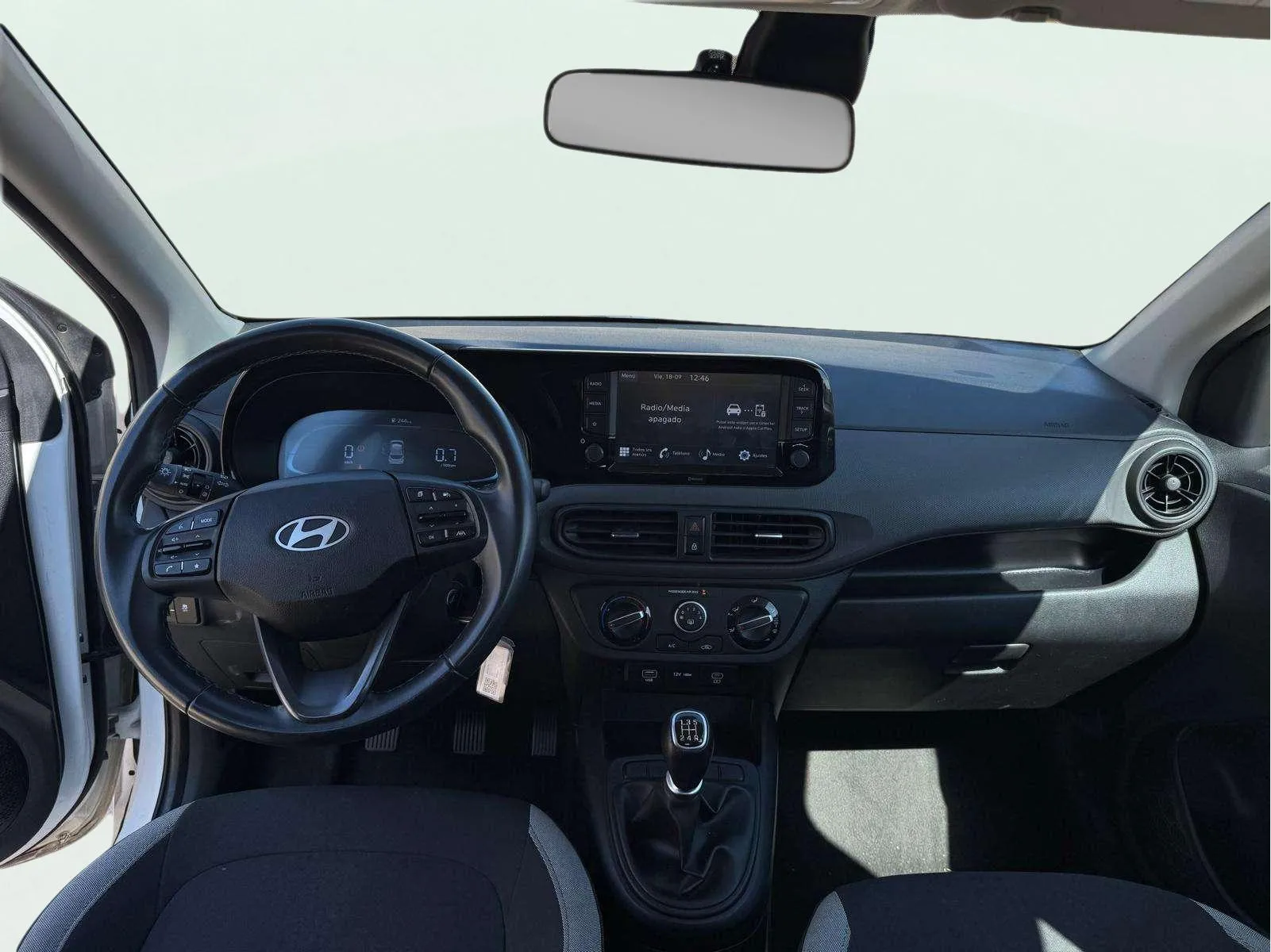 Hyundai i10 1.0 Klass - foto 14