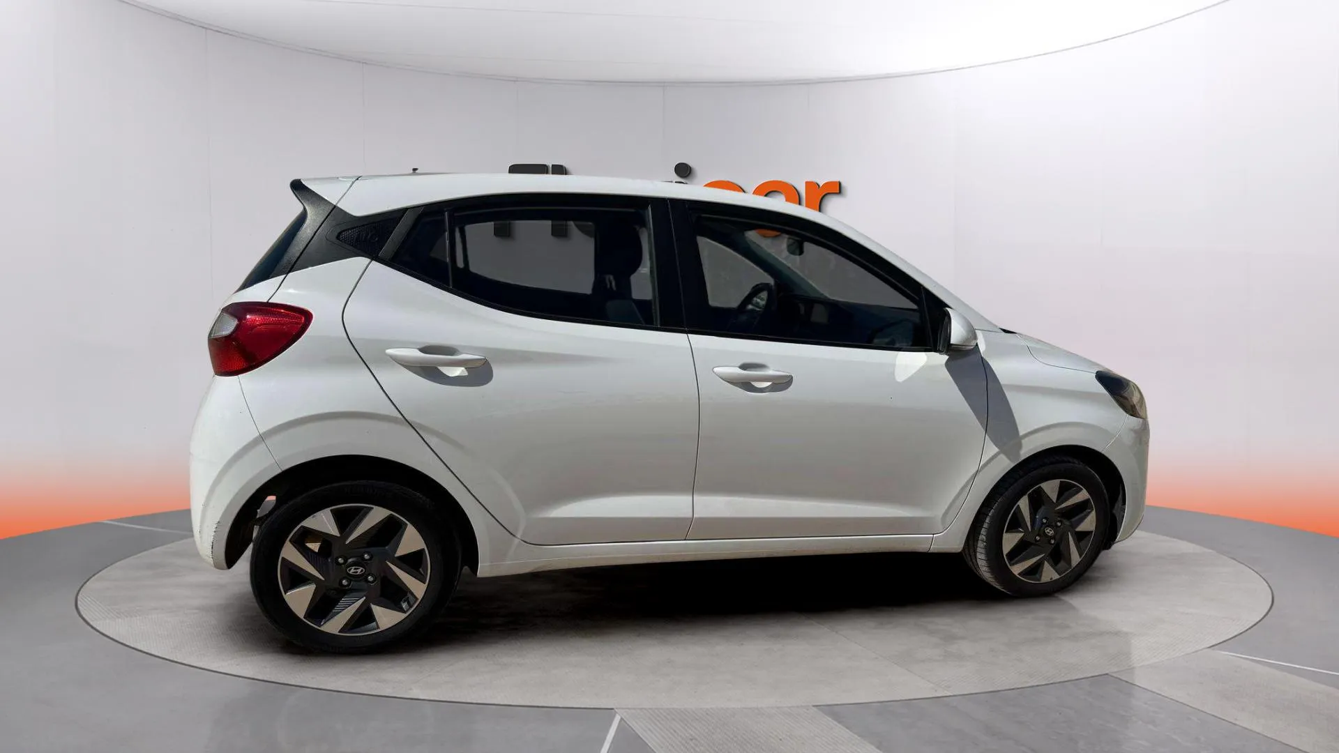 Hyundai i10 1.0 Klass - foto 8