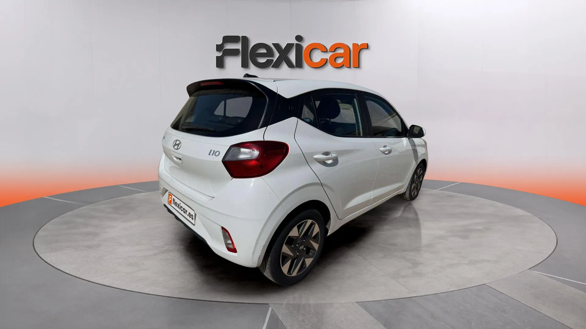 Hyundai i10 1.0 Klass - foto 7