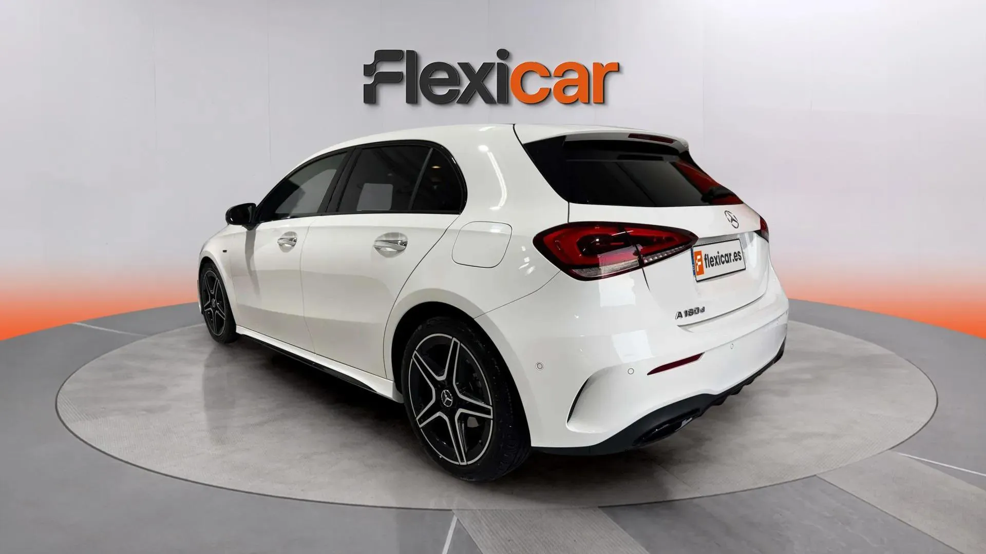 Mercedes-Benz Clase A A 180 d - foto 6