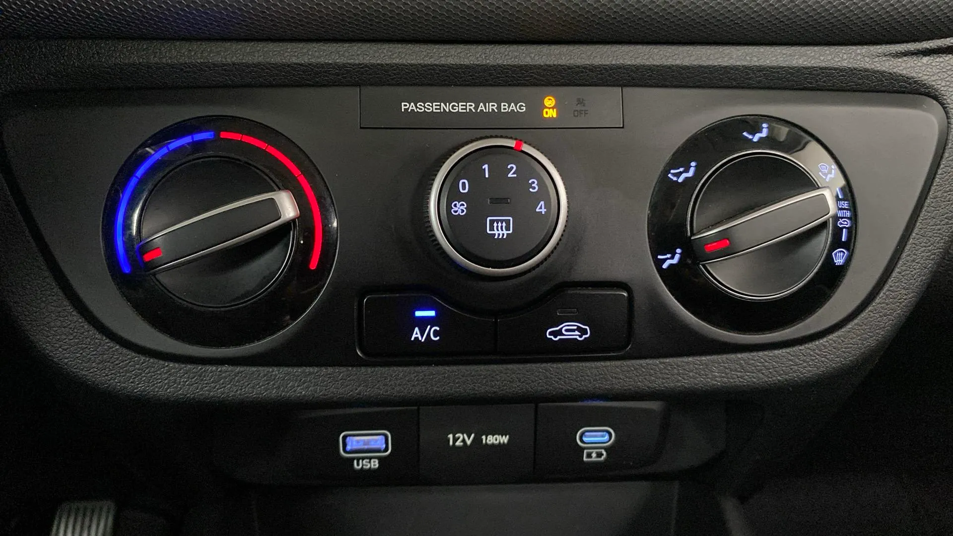 Hyundai i10 1.0 Klass - foto 27