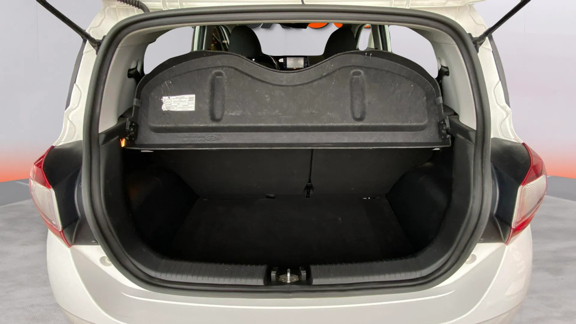 Hyundai i10 1.0 Klass - foto 9