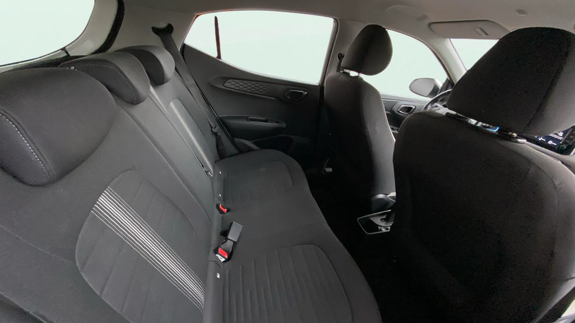 Hyundai i10 1.0 Klass - foto 14