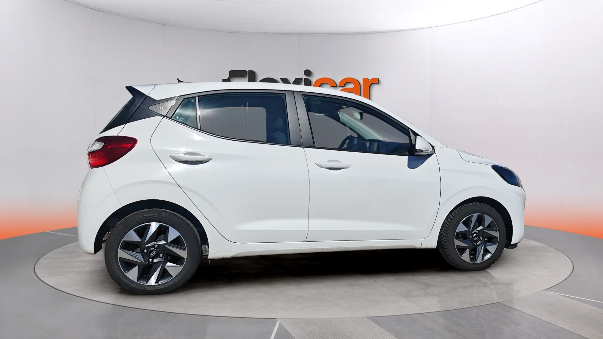 Hyundai i10 1.0 Klass - foto 6