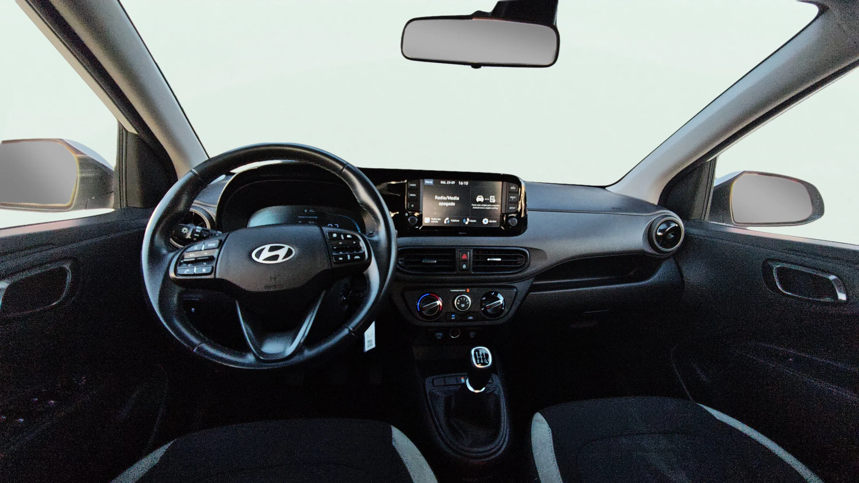 Hyundai i10 1.0 Klass - foto 11
