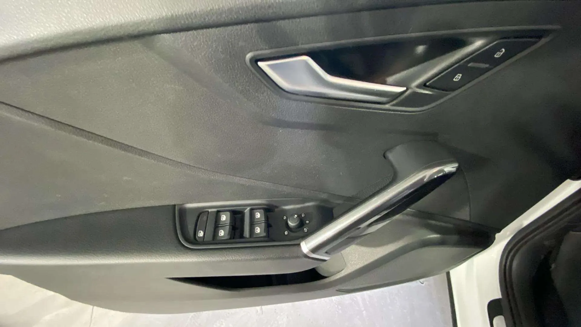Audi Q2 Advanced 30 TDI S tronic - foto 17