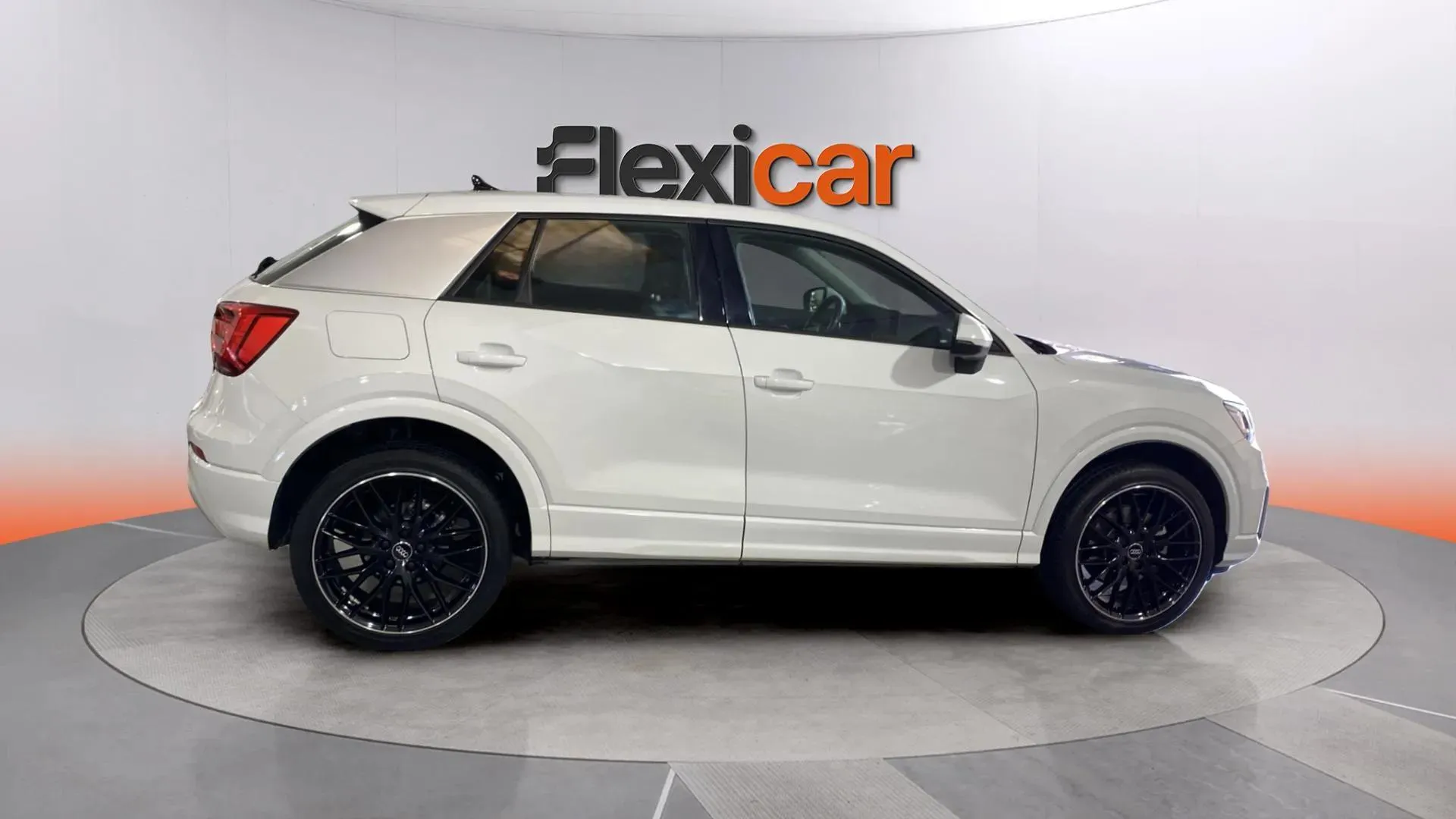 Audi Q2 Advanced 30 TDI S tronic - foto 5