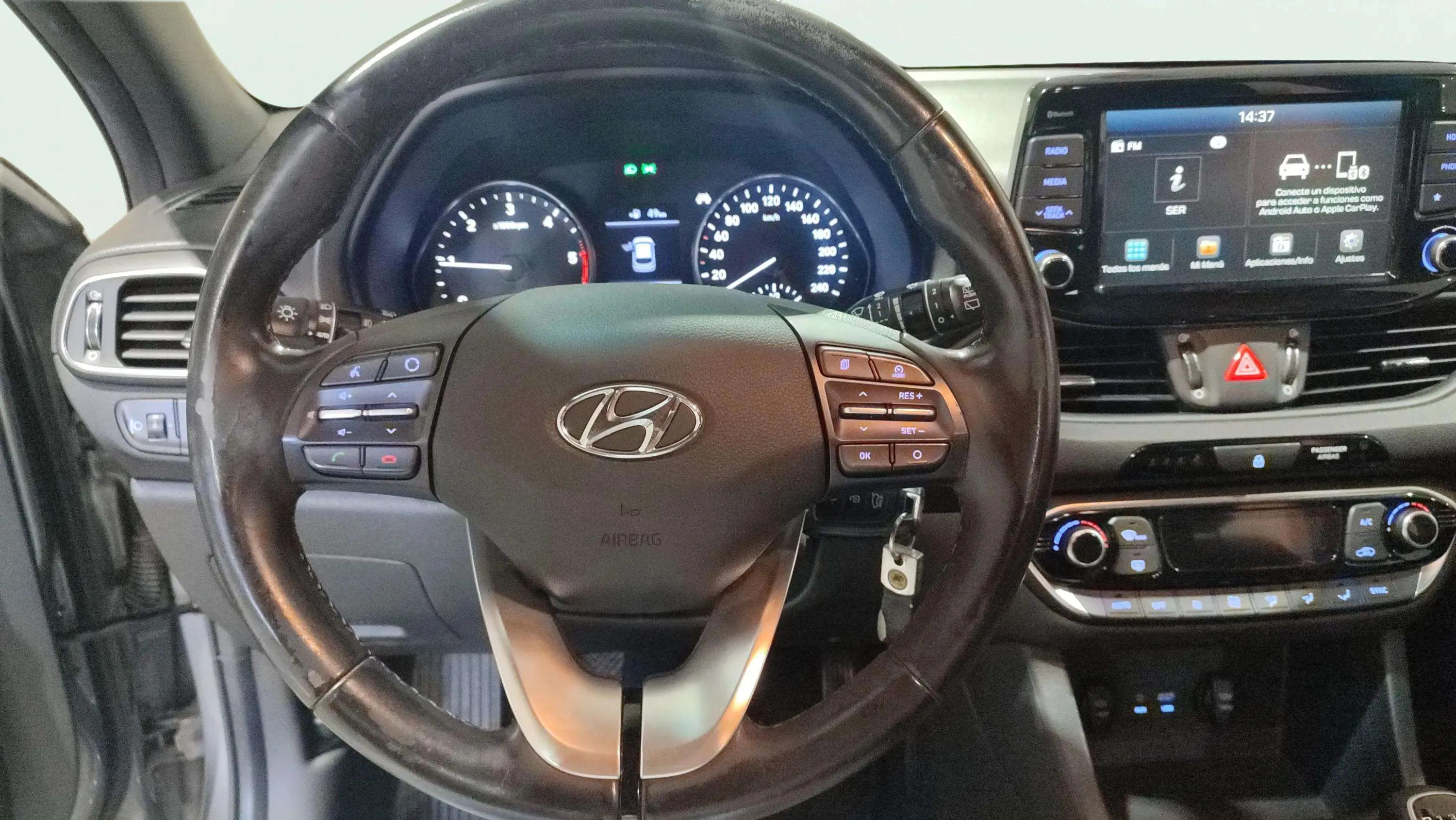 Hyundai i30 1.6 CRDi Klass - foto 9