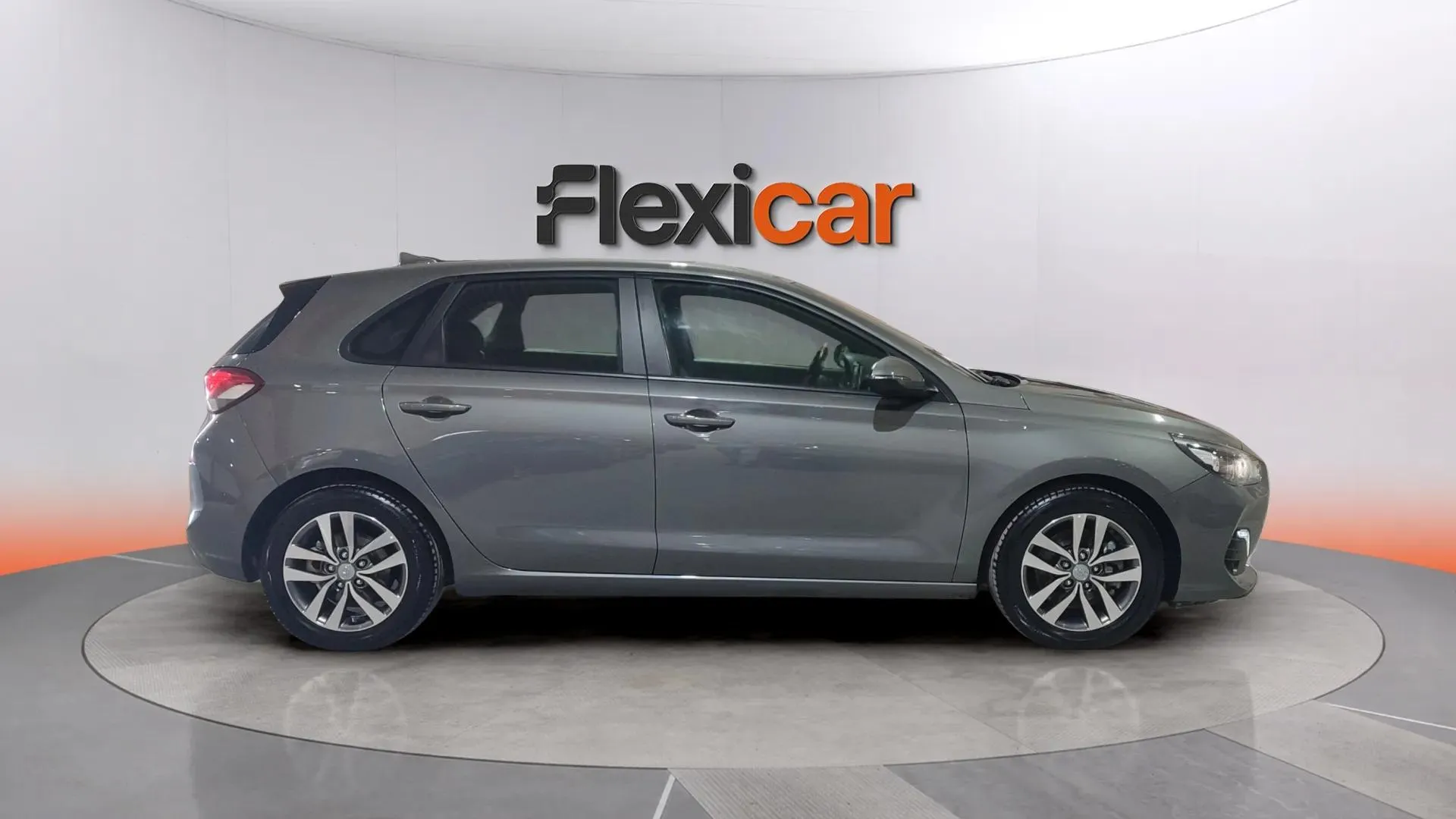 Hyundai i30 1.6 CRDi Klass - foto 3