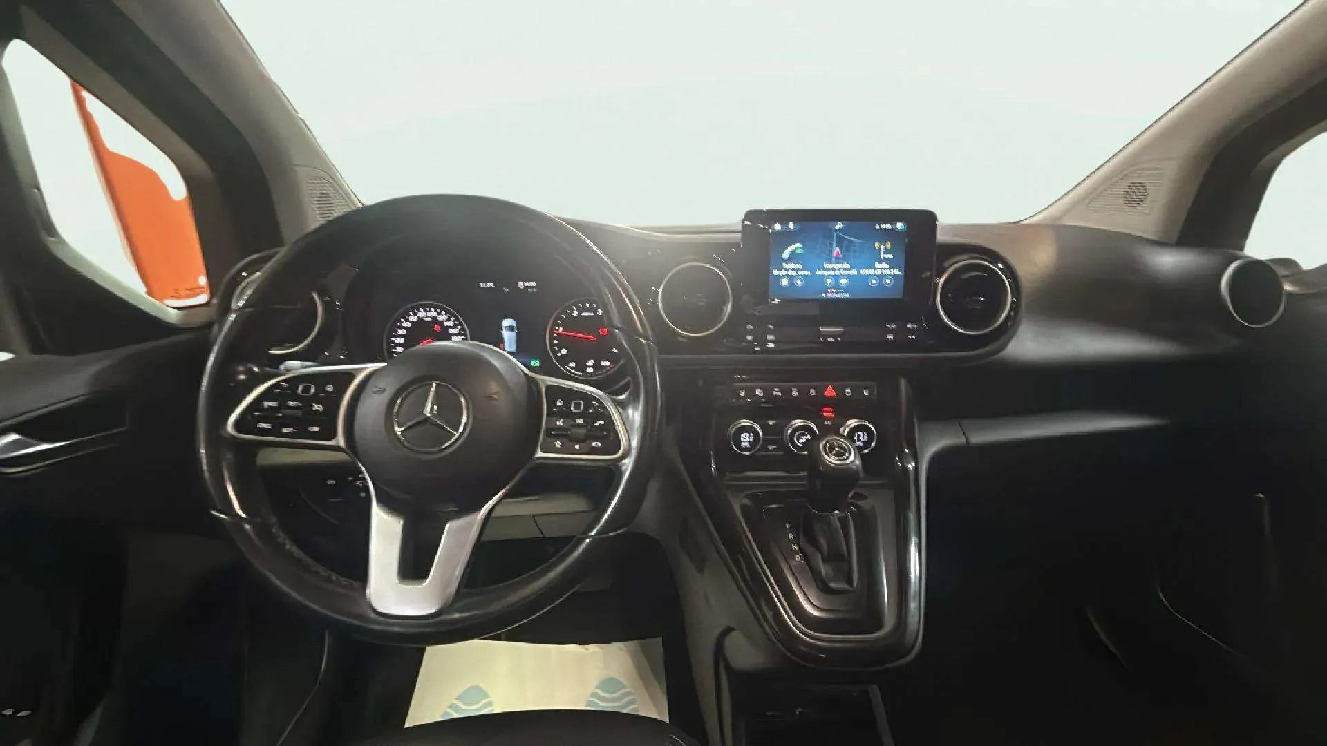Mercedes-Benz Clase T 180 d - foto 9