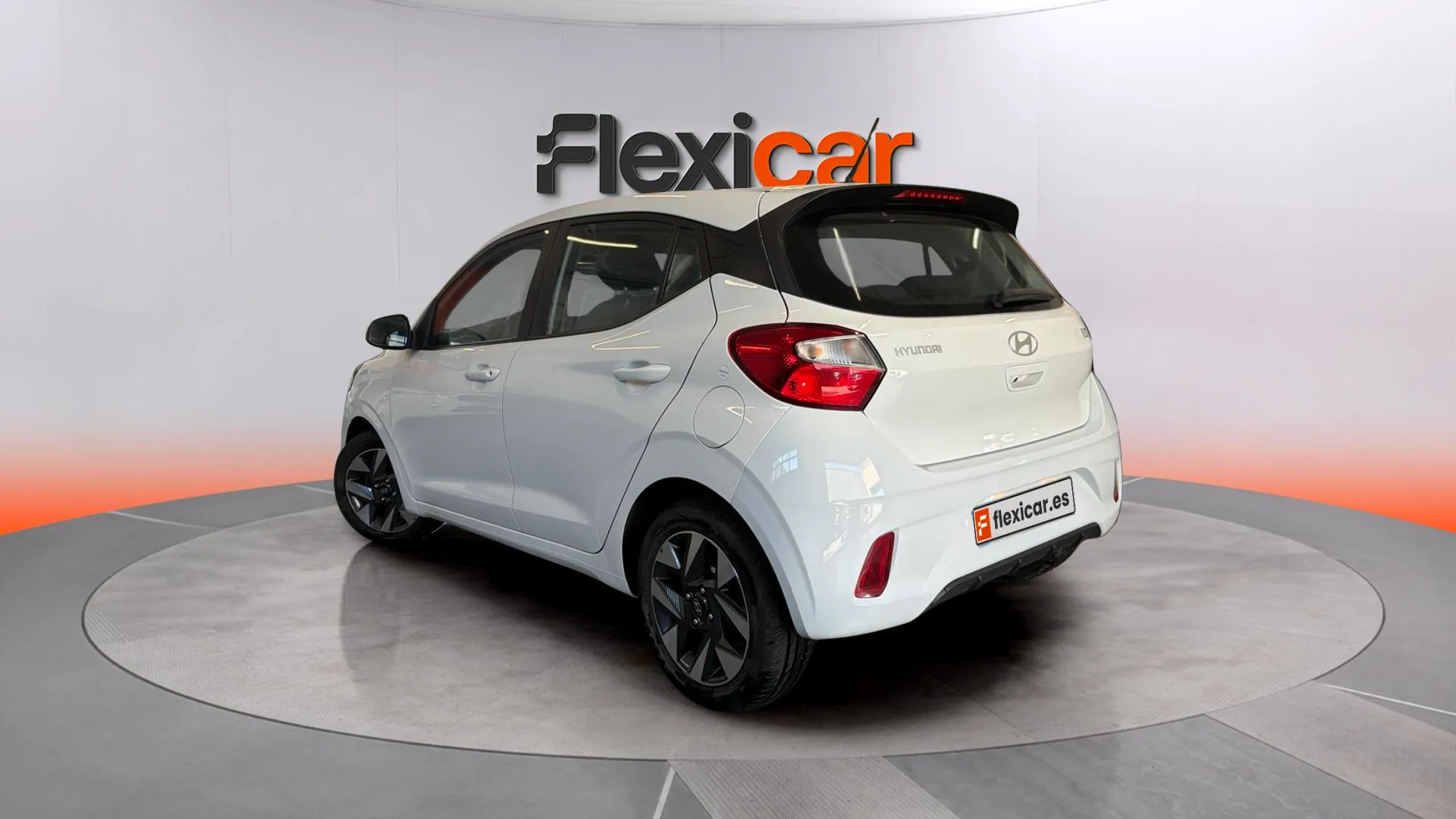 Hyundai i10 1.0 Klass - foto 5