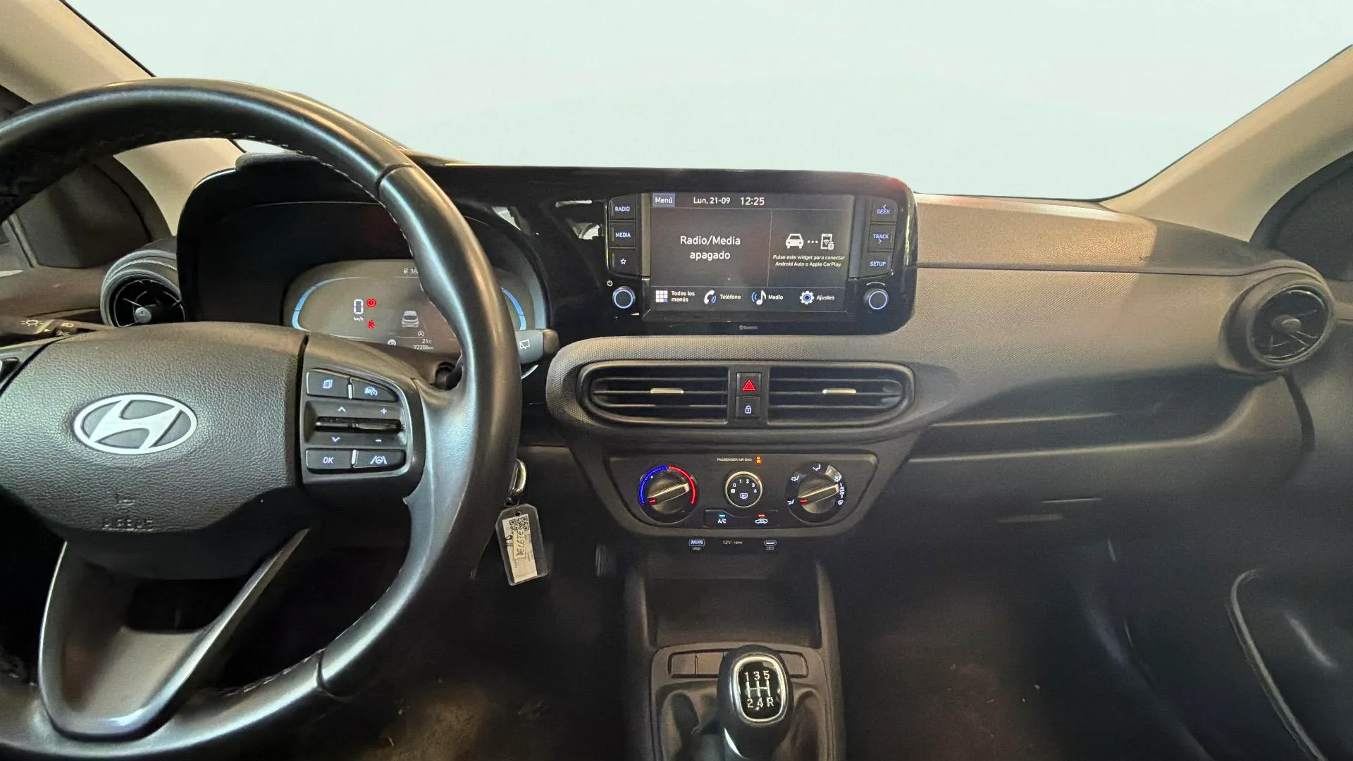 Hyundai i10 1.0 Klass - foto 11