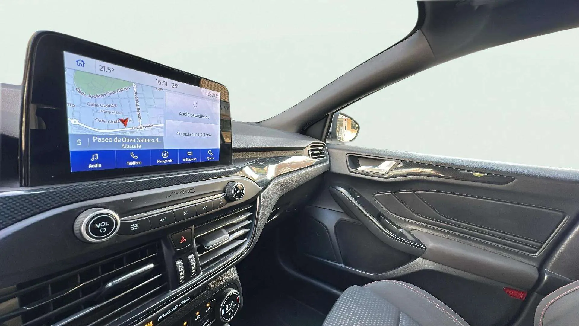 Ford Focus 1.0 EcoBoost ST-Line - foto 20