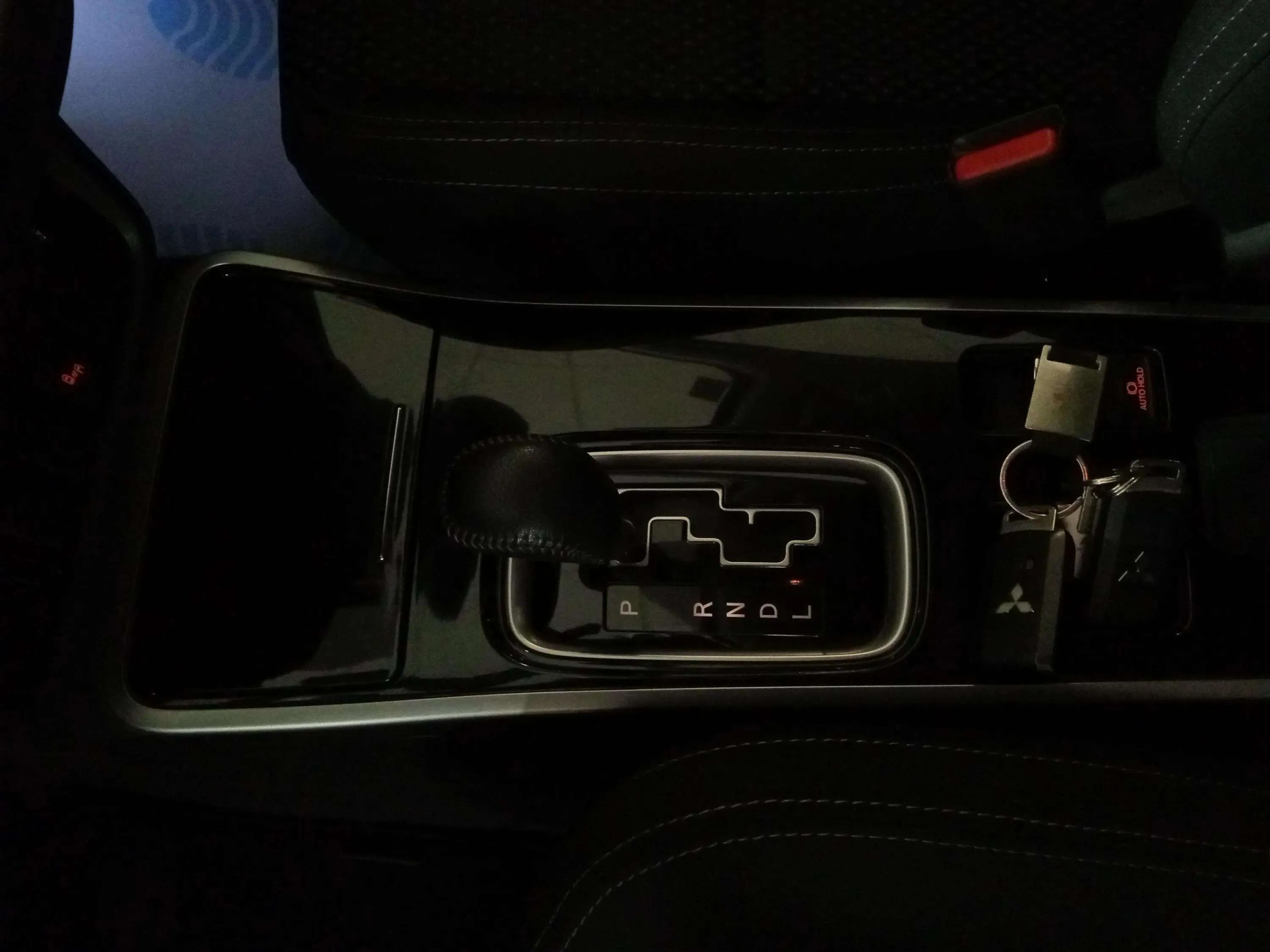 Mitsubishi Outlander 200 MPI Motion CVT 2WD 7 plazas - foto 25