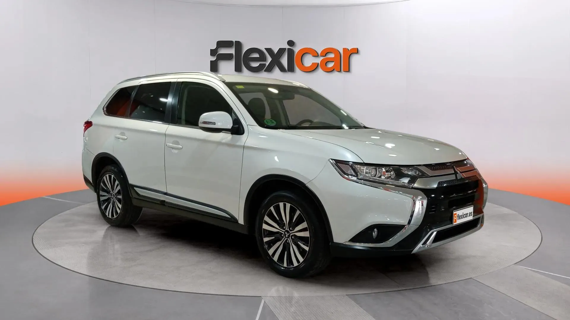 Mitsubishi Outlander 200 MPI Motion CVT 2WD 7 plazas
