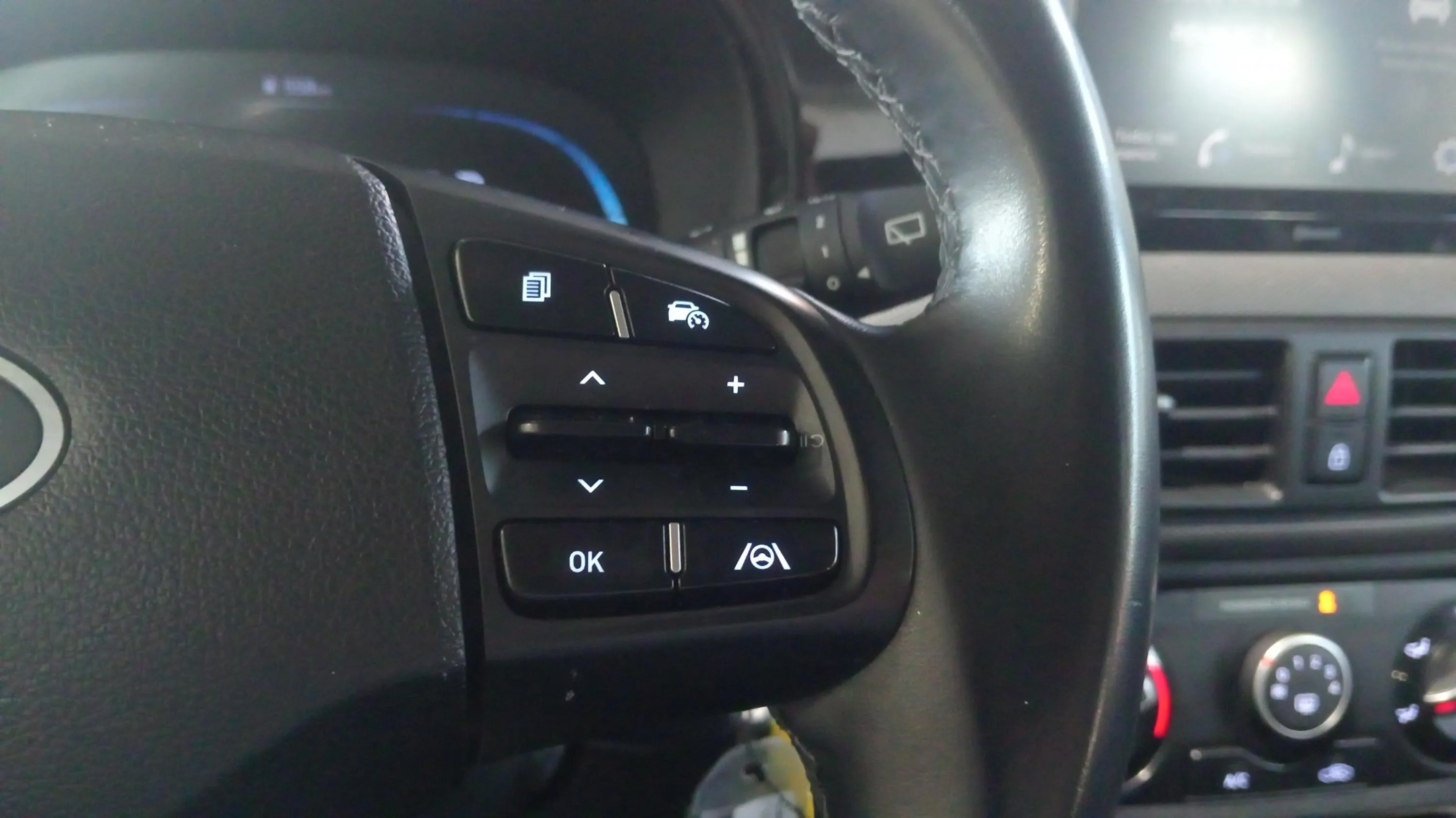 Hyundai i10 1.0 Klass - foto 21