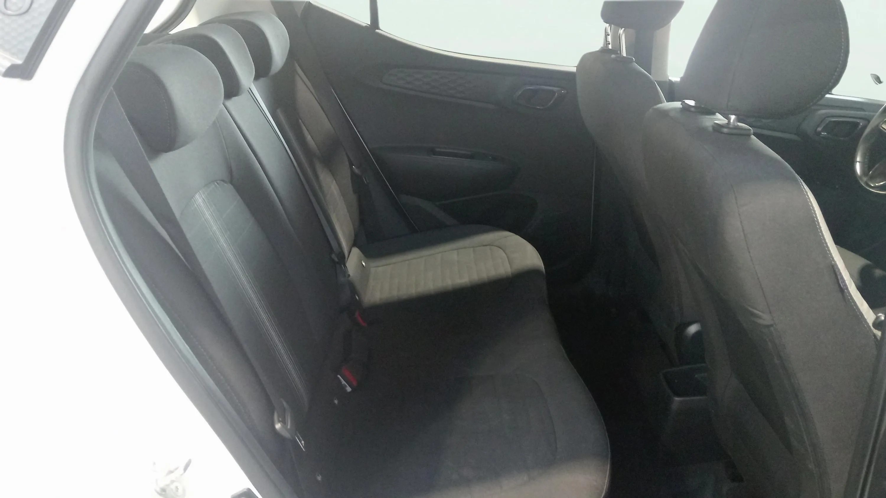 Hyundai i10 1.0 Klass - foto 10