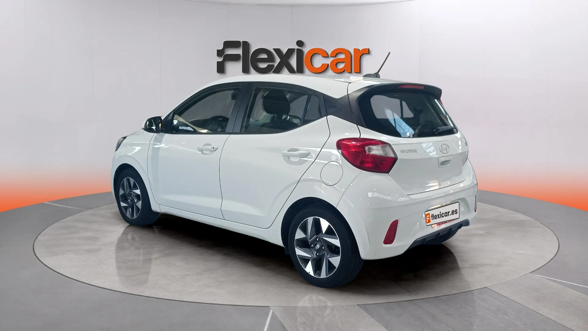 Hyundai i10 1.0 Klass - foto 5