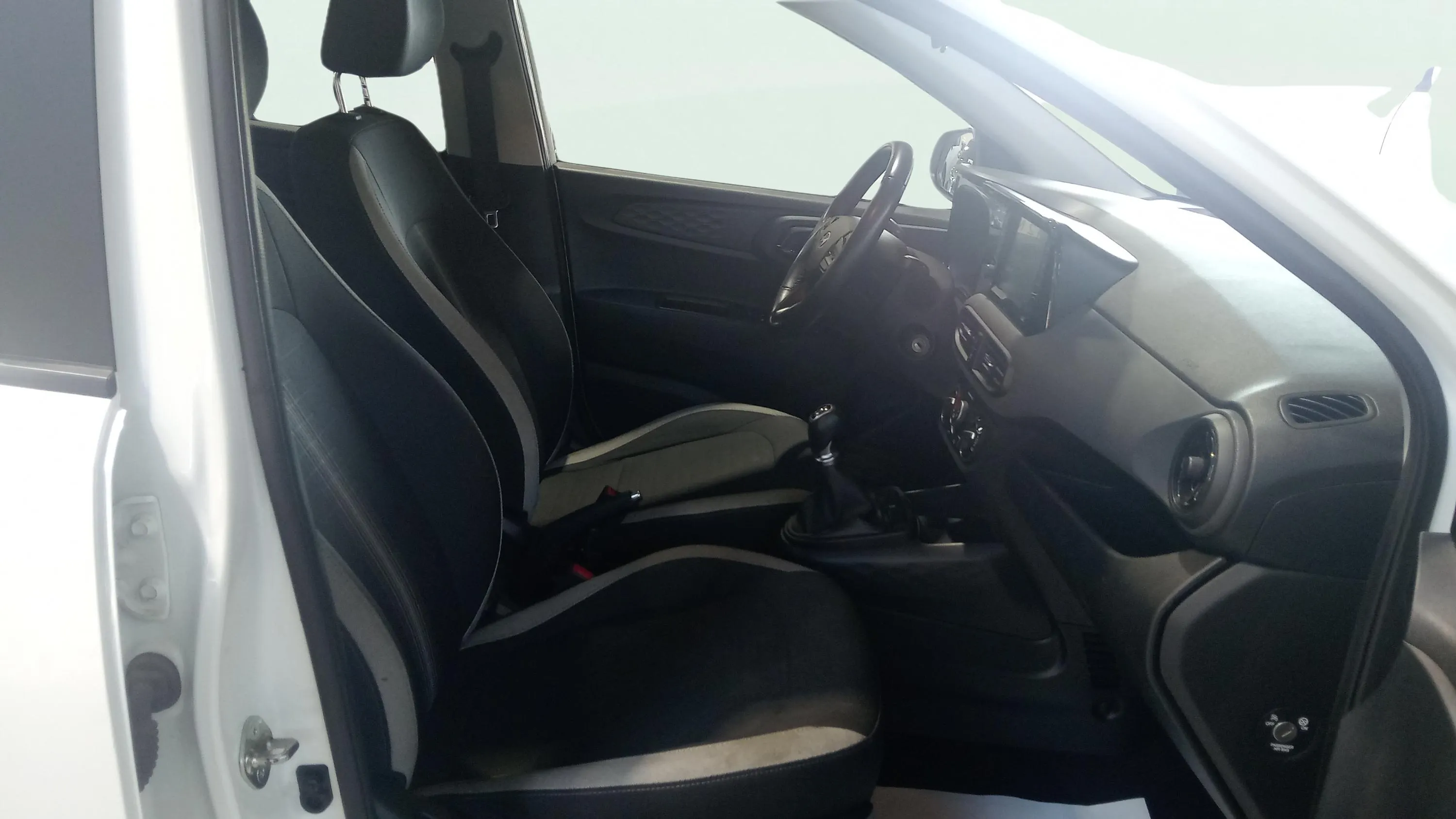 Hyundai i10 1.0 Klass - foto 9