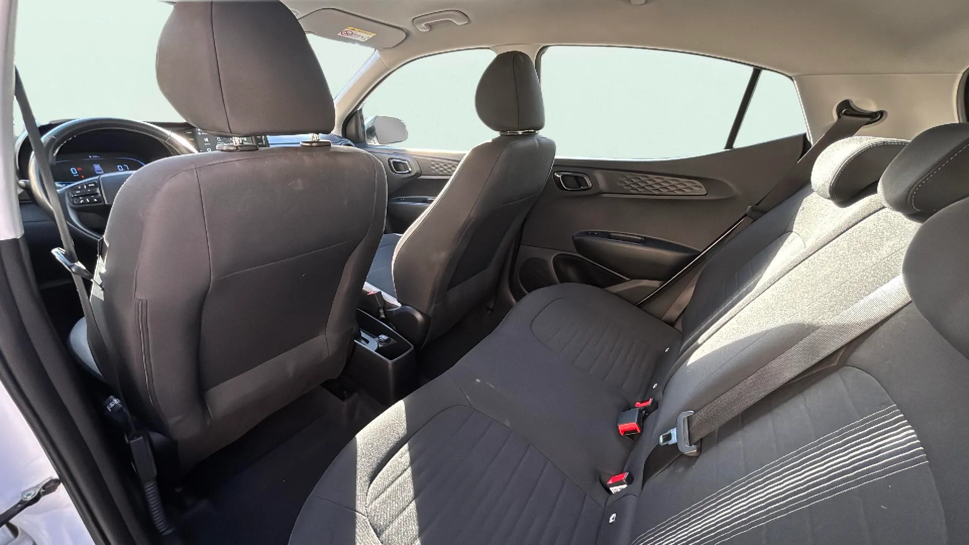 Hyundai i10 1.0 Klass - foto 18