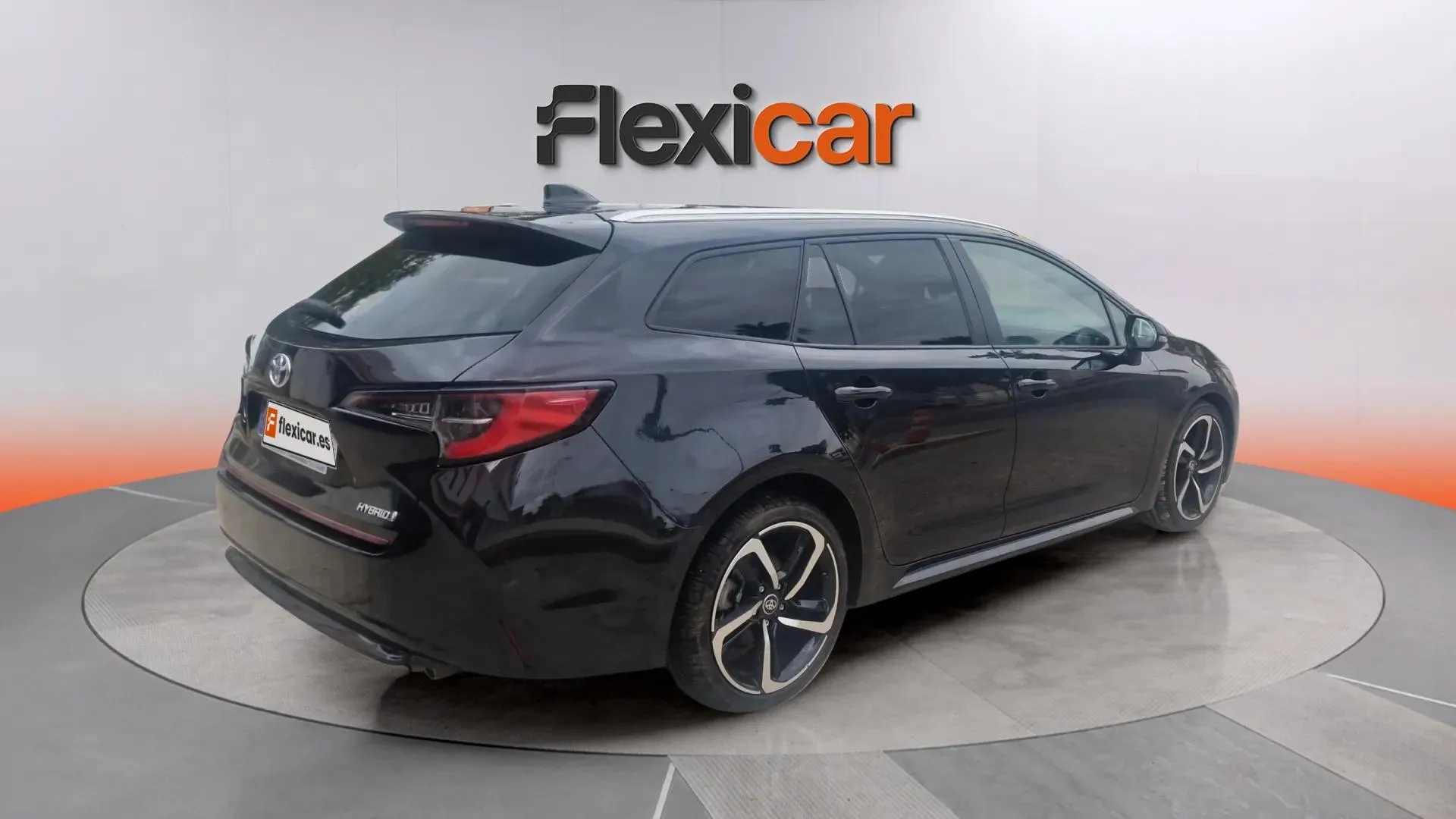 Toyota Corolla 1.8 125H Feel! E-CVT Touring Sport - foto 7
