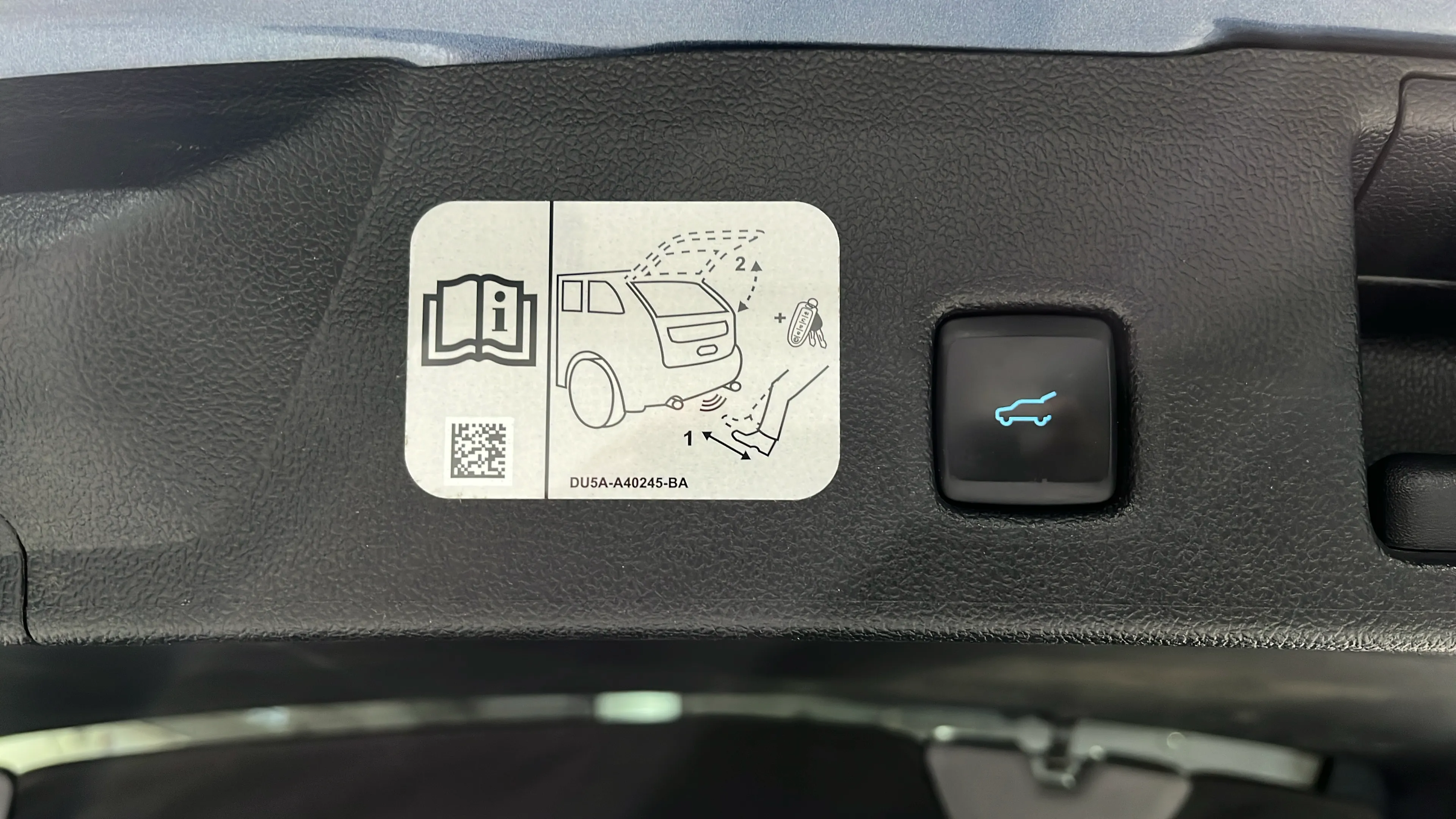 Ford Kuga Titanium 2.5 Duratec PHEV - foto 10