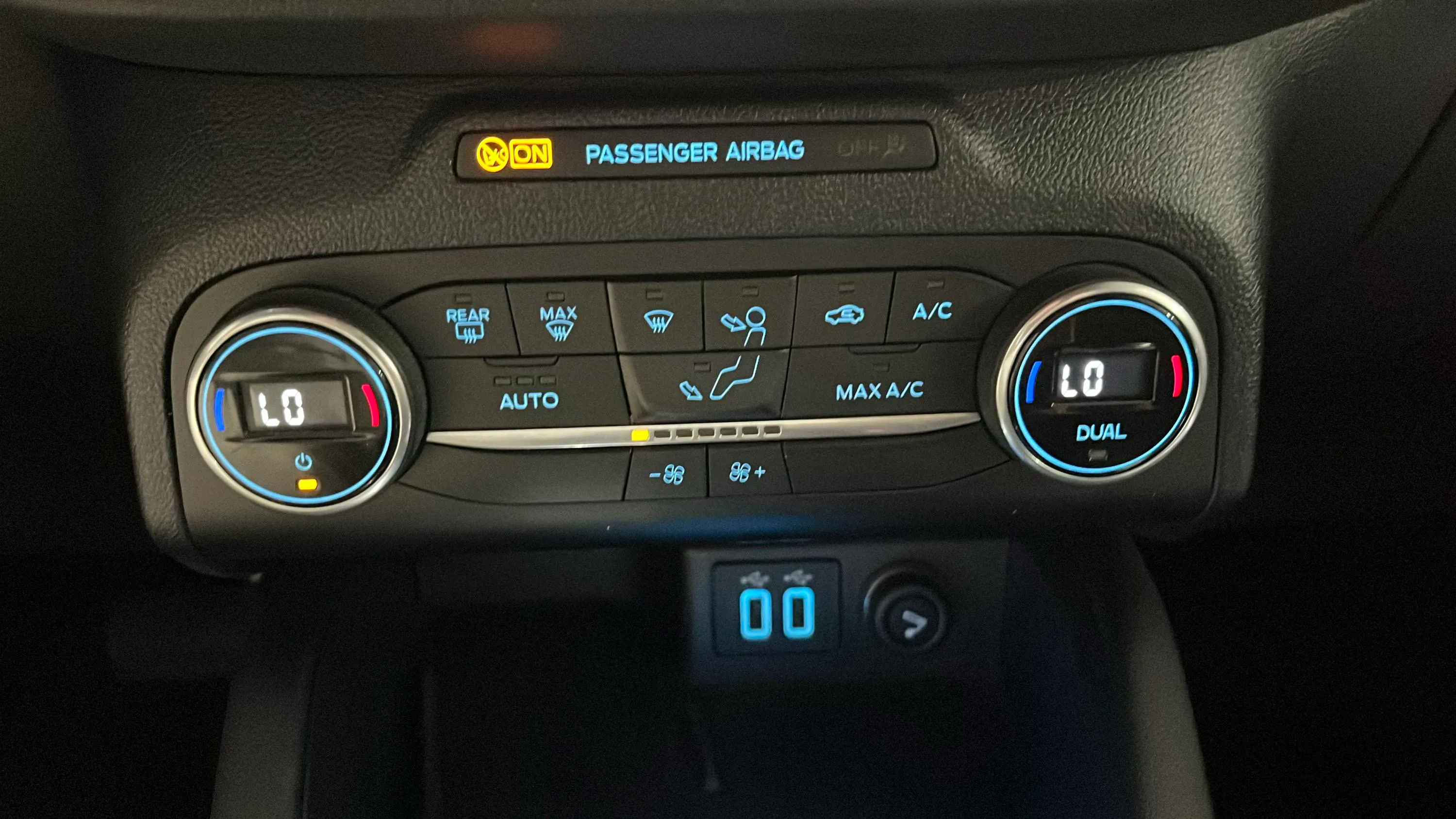 Ford Kuga Titanium 2.5 Duratec PHEV - foto 29