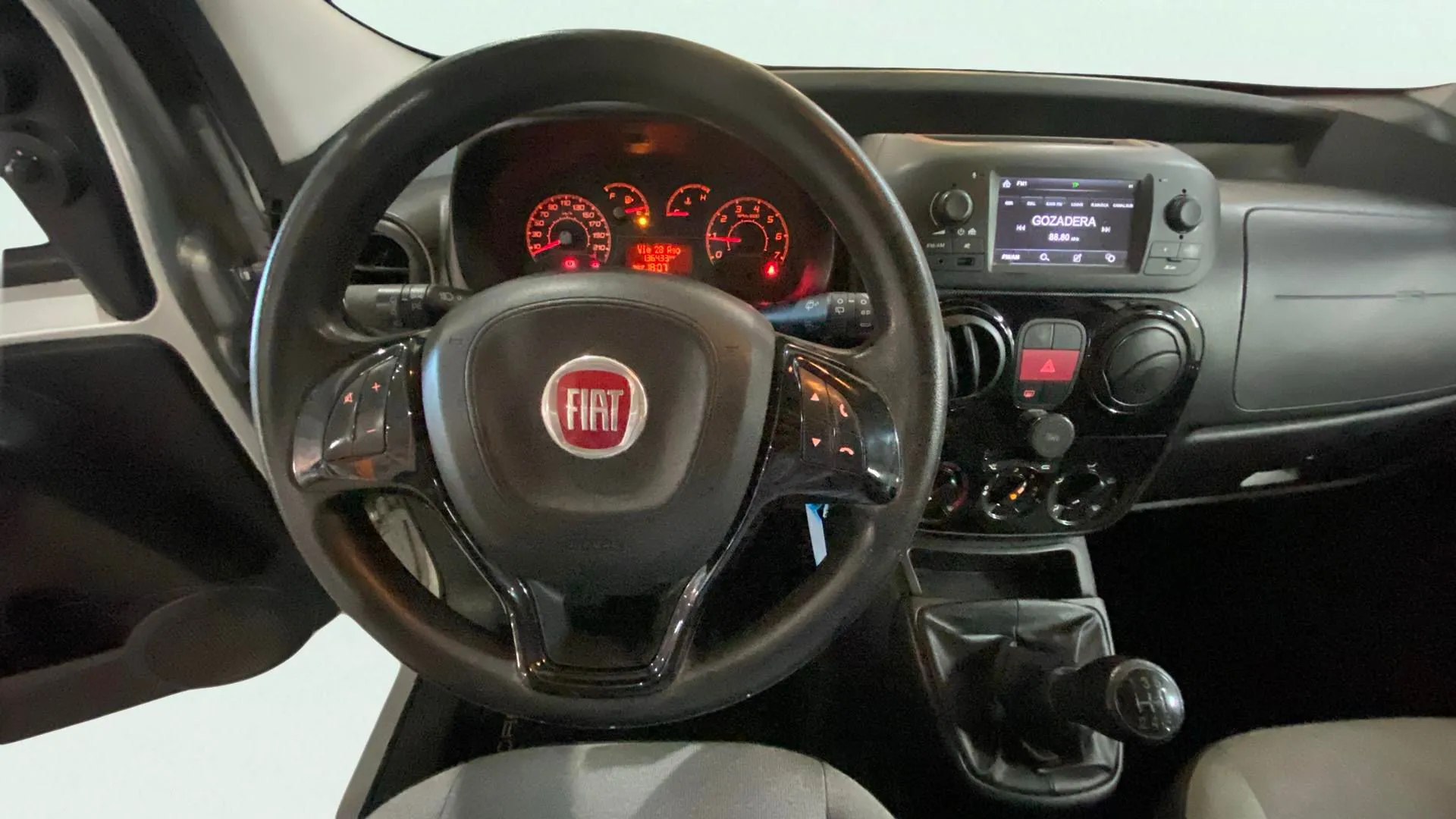Fiat Qubo - foto 11