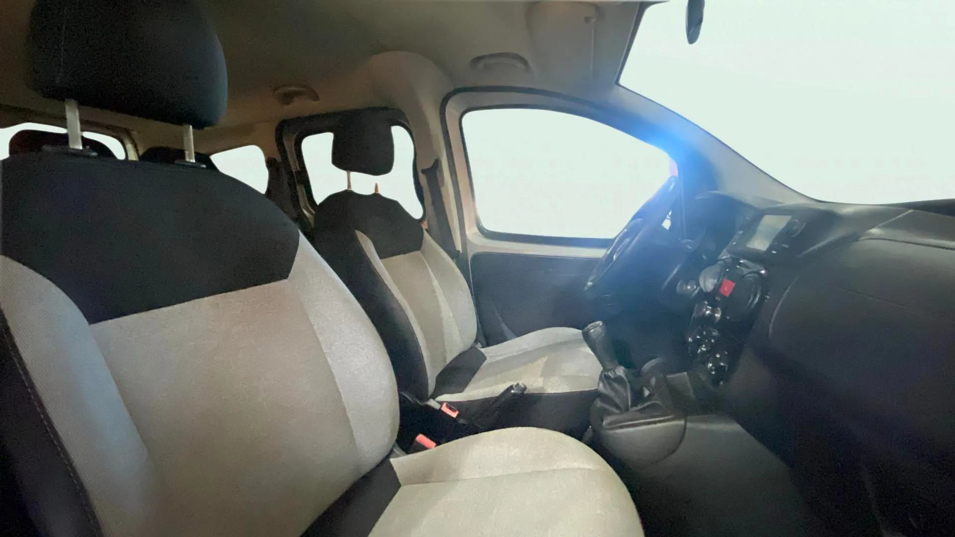 Fiat Qubo - foto 14