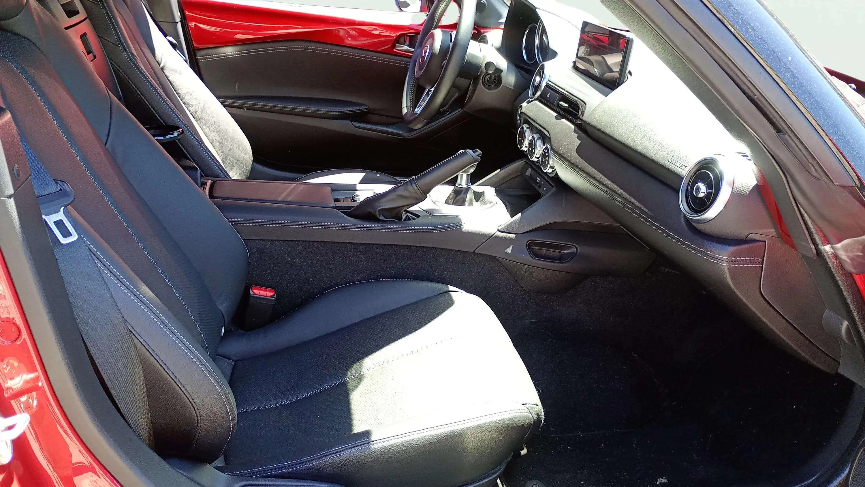 Mazda MX-5 1.5 Skyactiv-G Exclusive-Line - foto 12