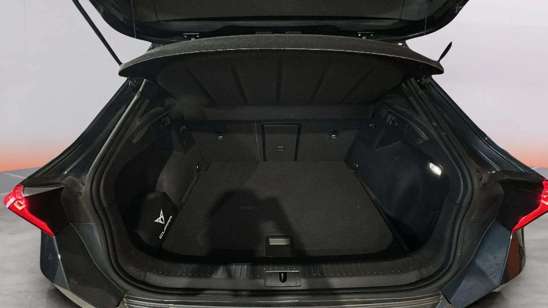 Cupra Formentor 1.5 TSI DSG - foto 27