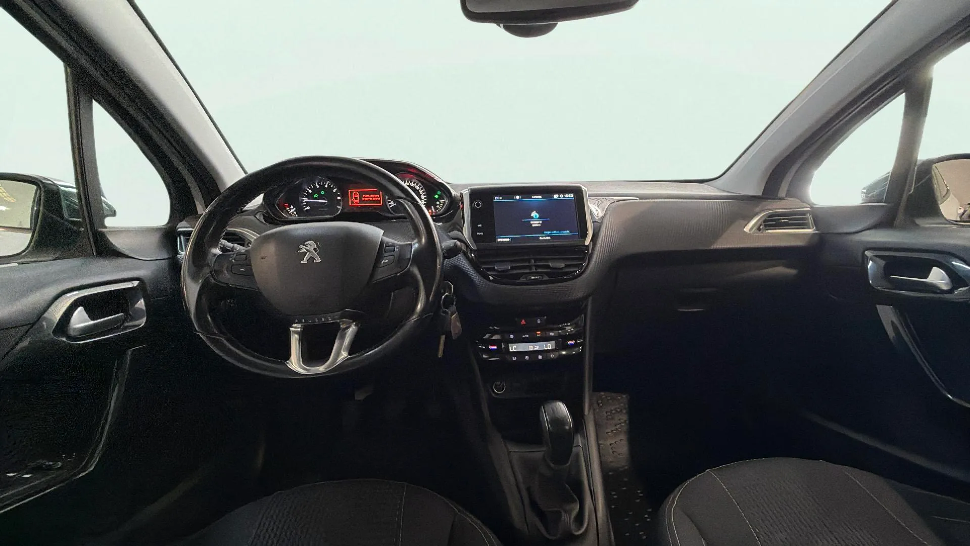 Peugeot 208 Allure 1.2L PureTech - foto 9