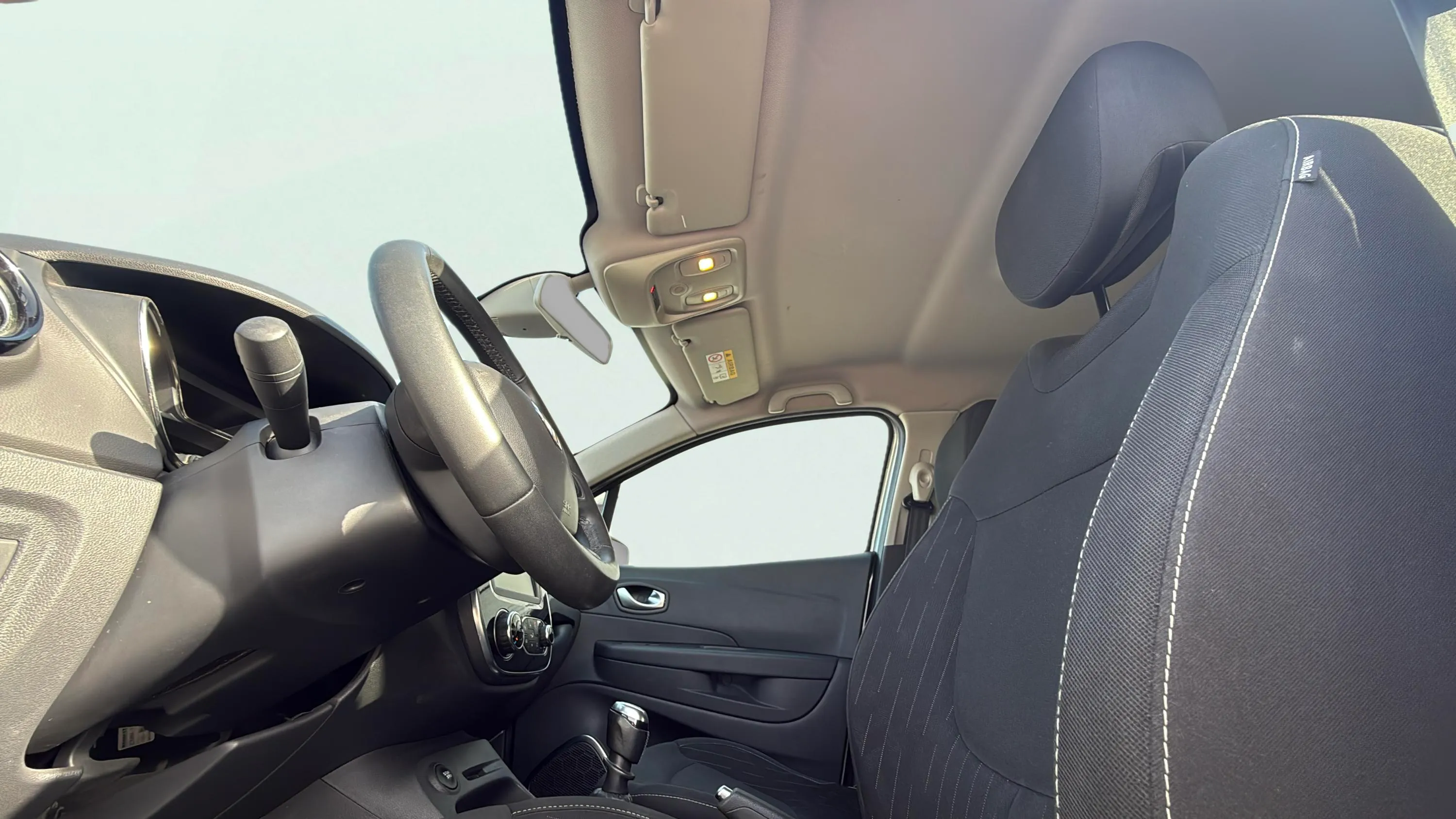 Renault Captur Intens TCe - foto 15