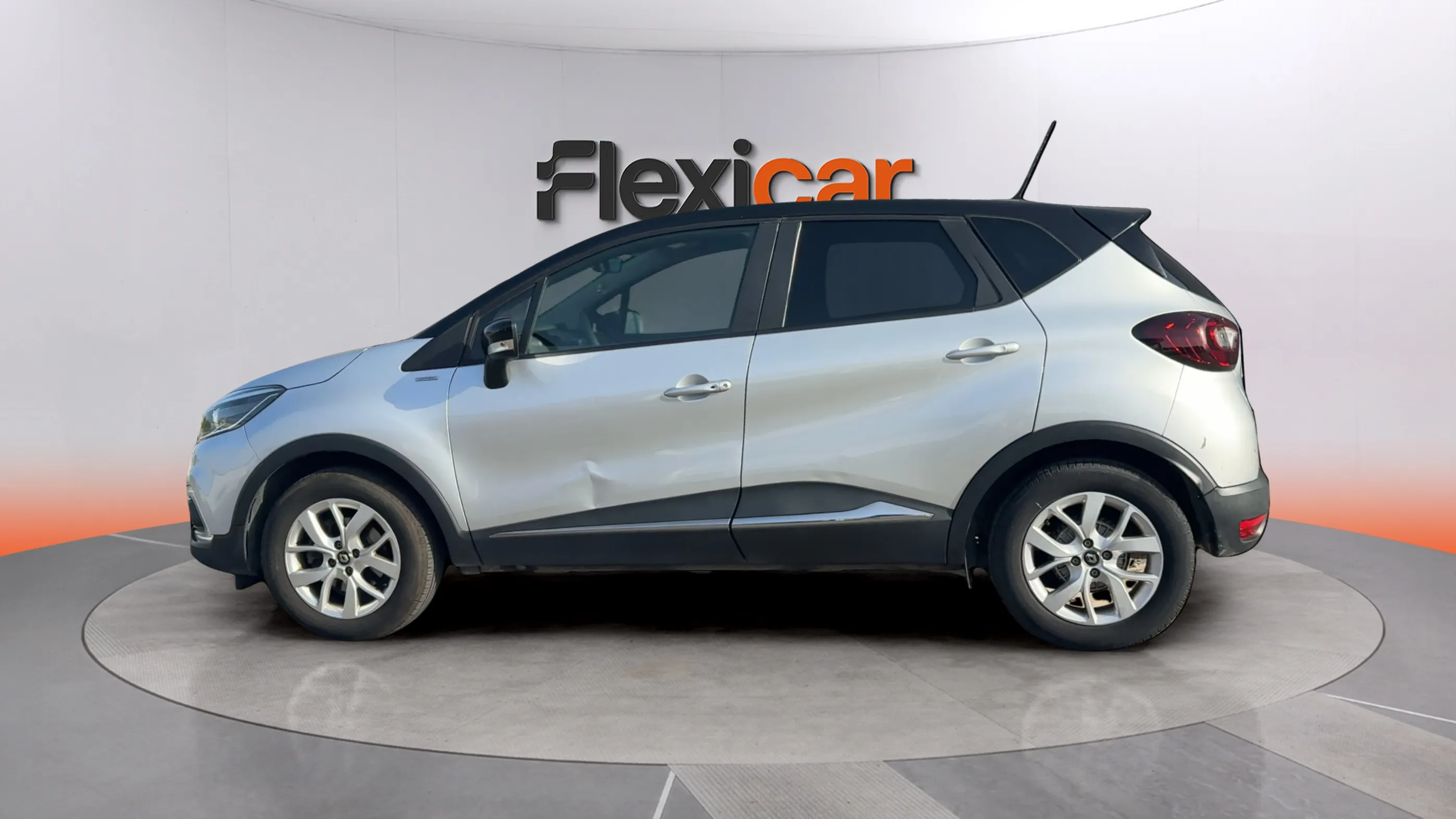Renault Captur Intens TCe - foto 4