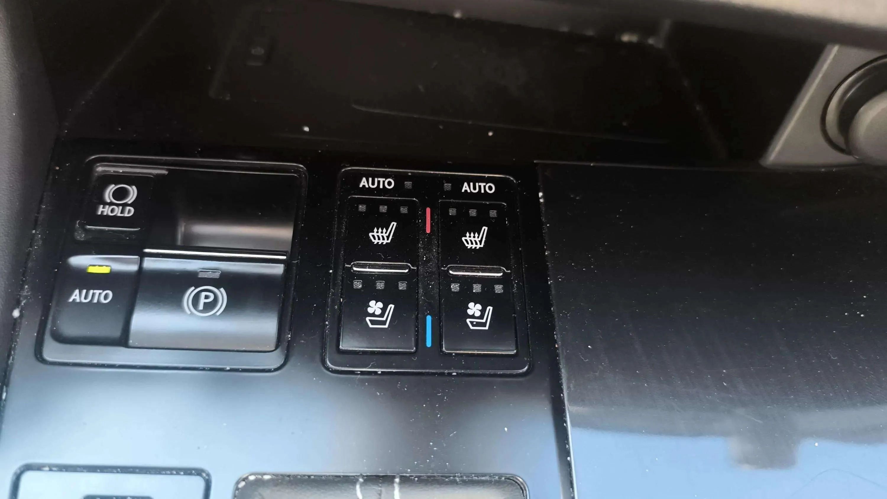 Lexus RX 450h Executive - foto 21