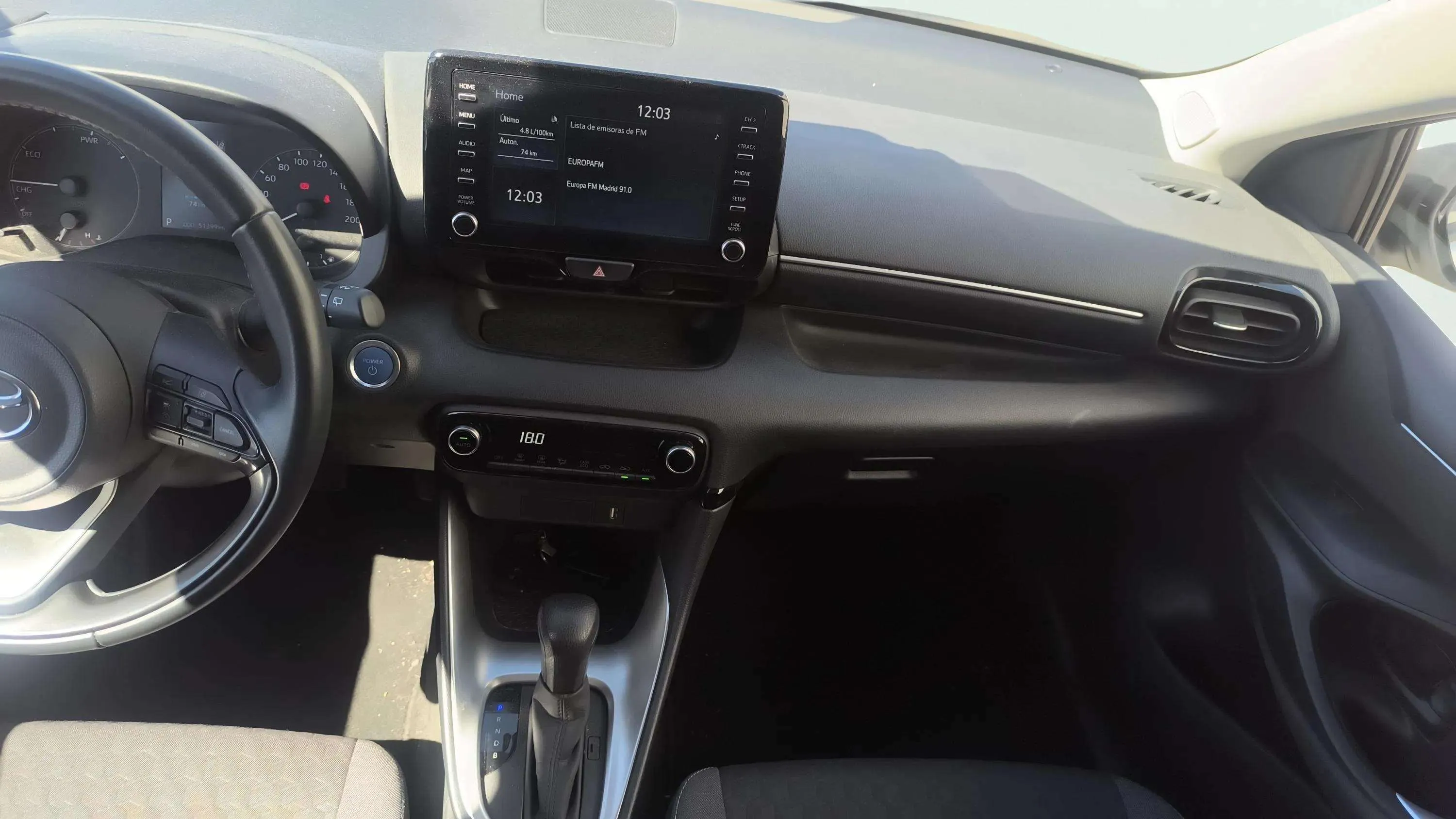 Toyota Yaris 1.5 120H Style Plus - foto 10