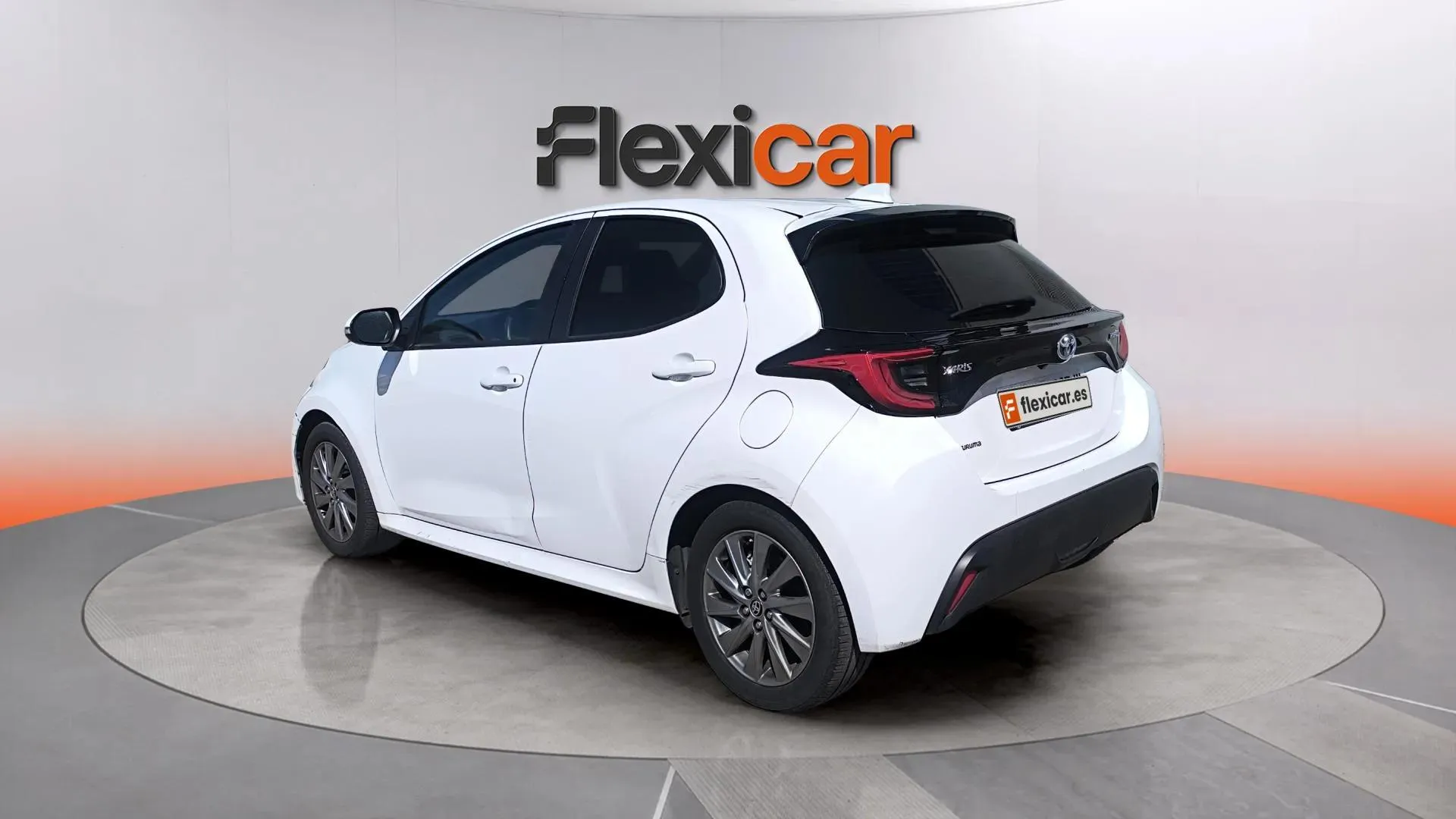 Toyota Yaris 1.5 120H Style Plus - foto 4