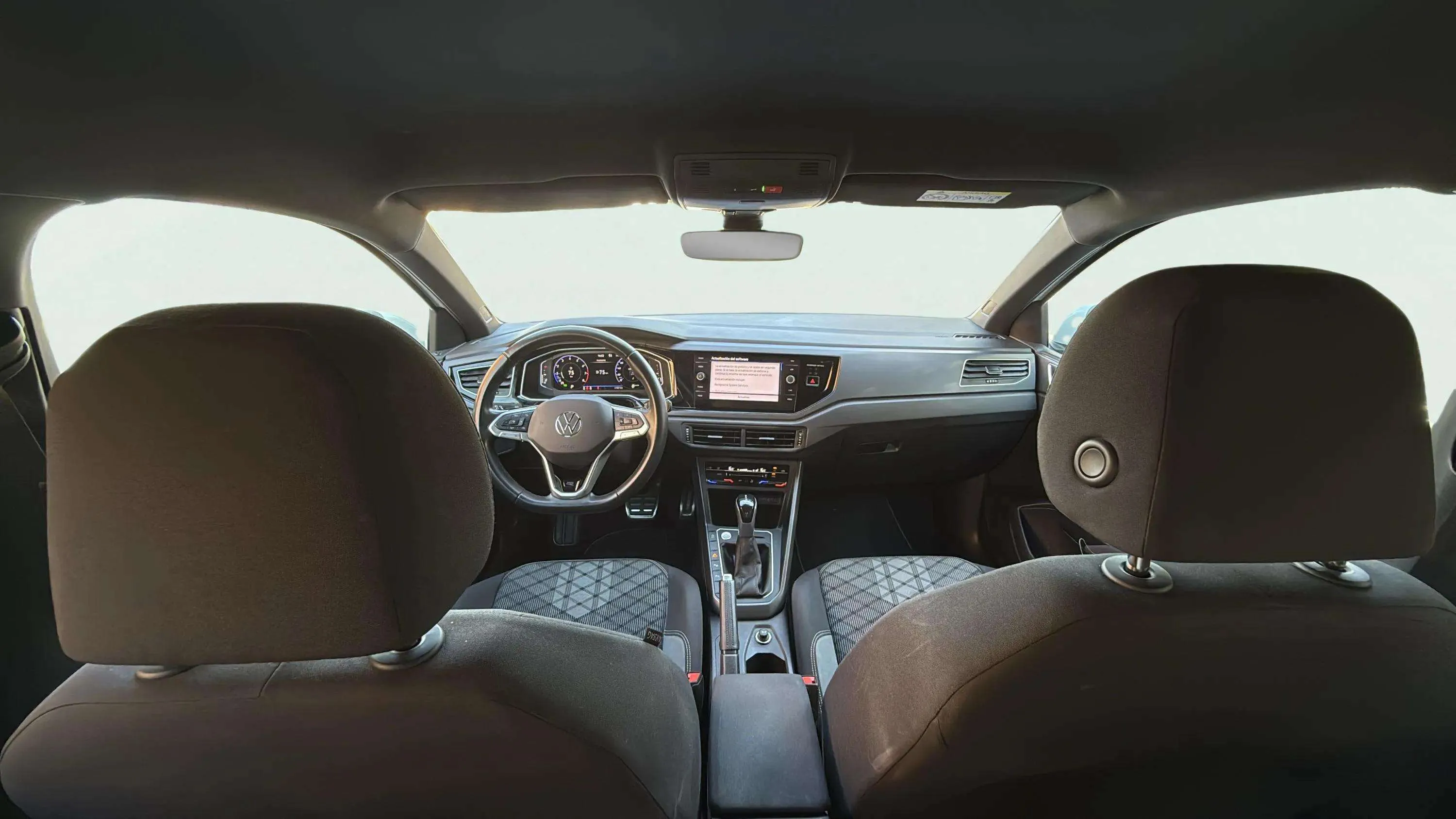 Volkswagen Taigo R-Line 1.0 TSI DSG - foto 11