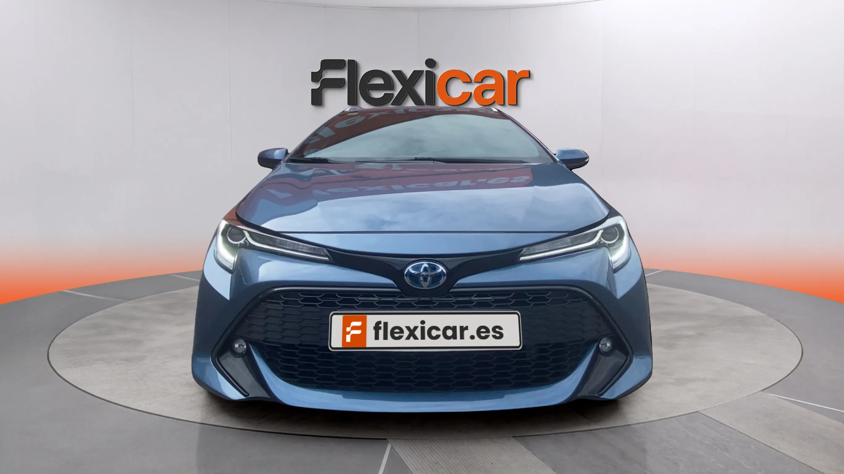 Toyota Corolla 1.8 125H Style E-CVT Touring Sport - foto 2