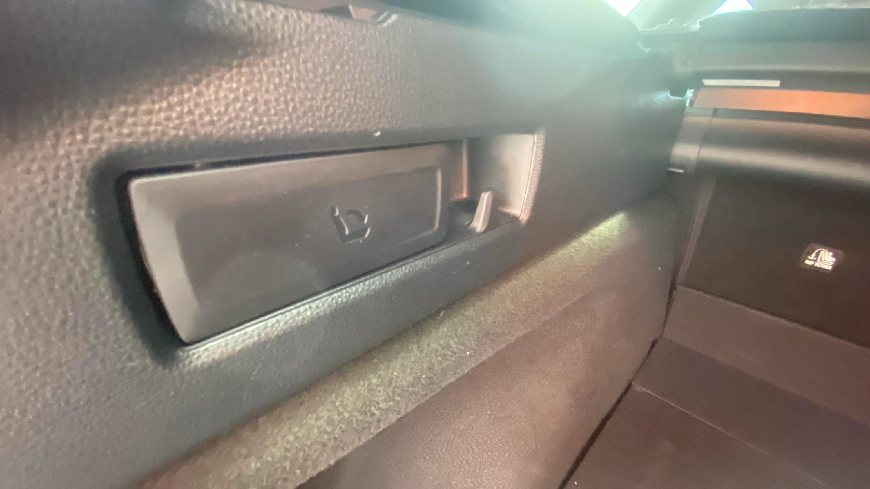 Toyota Corolla 1.8 125H Style E-CVT Touring Sport - foto 18