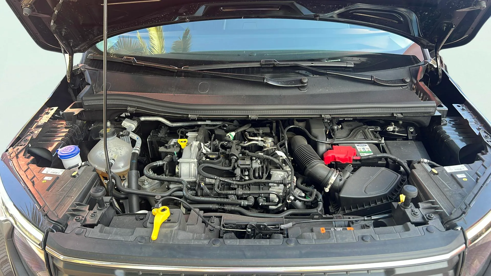 Ford Tourneo Courier 1.0 EcoBoost Titanium - foto 19