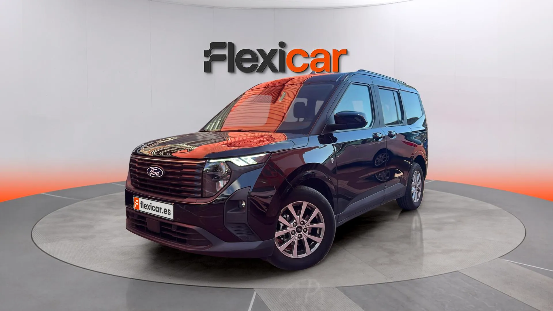 Ford Tourneo Courier 1.0 EcoBoost Titanium - foto 3