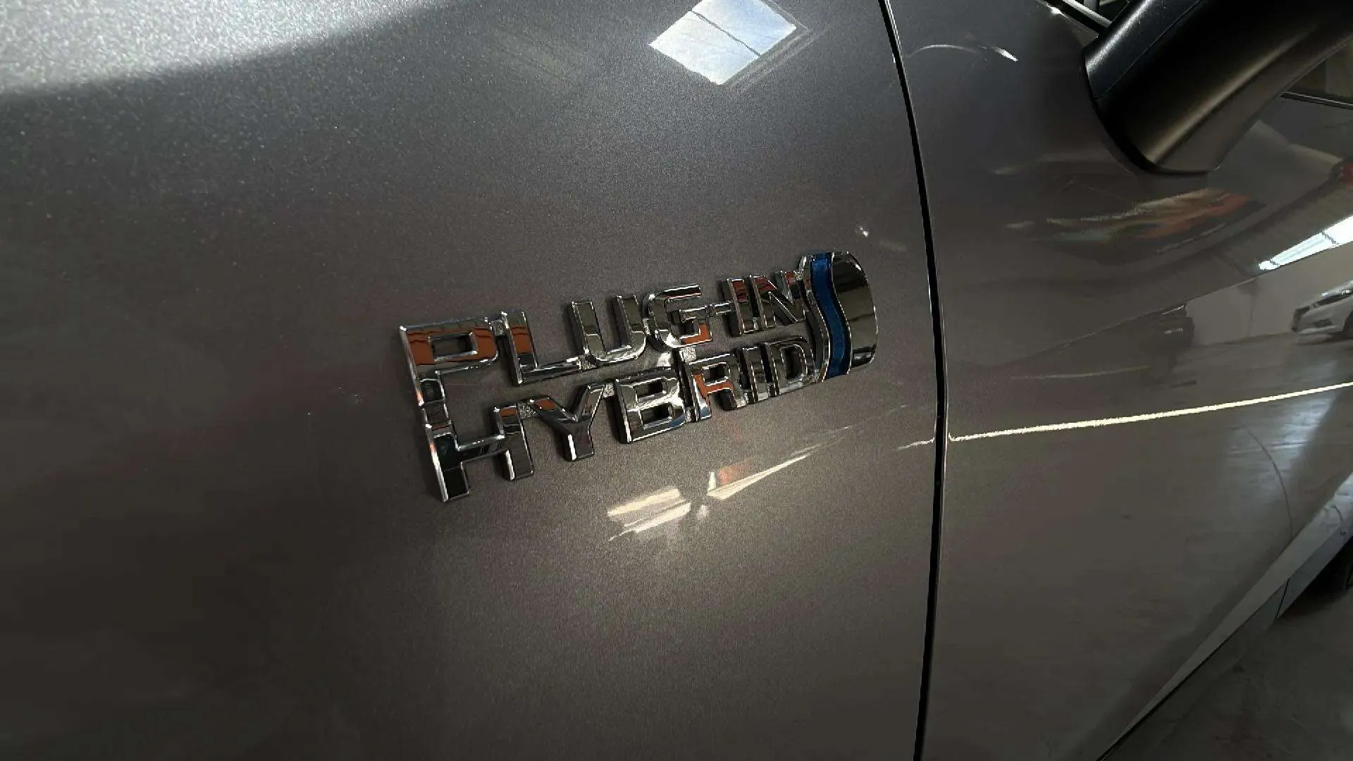 Toyota RAV4 2.5l PLUG-IN 300PH (e-CVT) Advance - foto 18