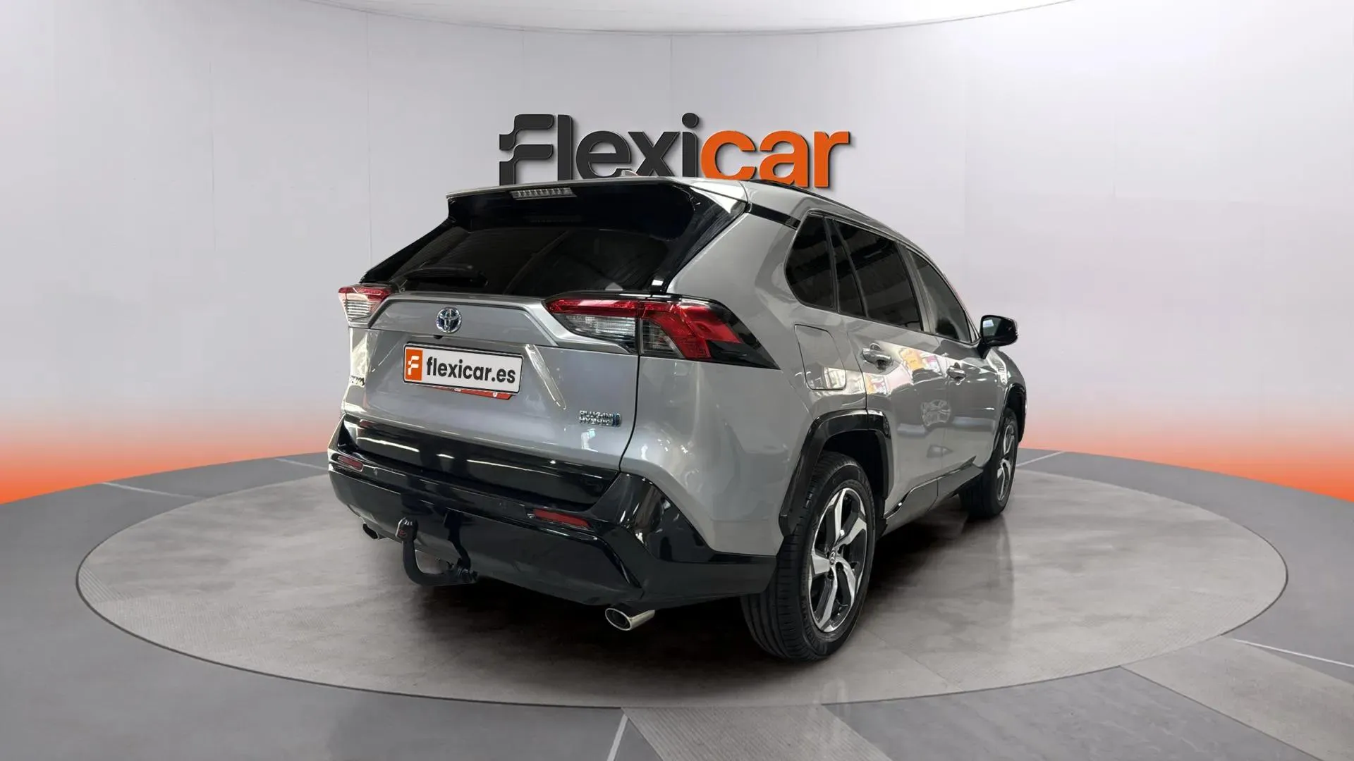 Toyota RAV4 2.5l PLUG-IN 300PH (e-CVT) Advance - foto 8